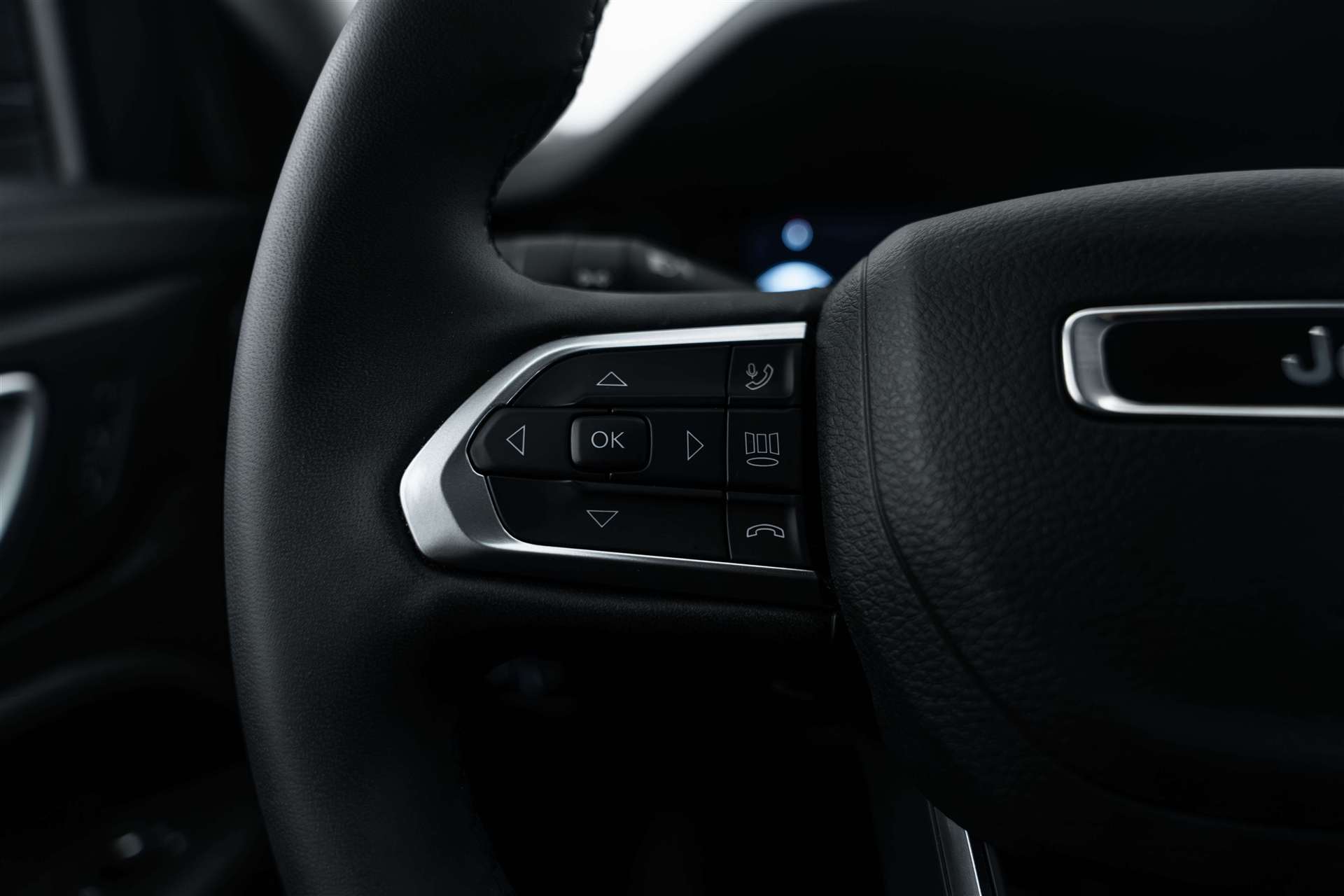JEEP Compass 1.5 T SUMMIT T4 E-Hybrid FWD-image-17