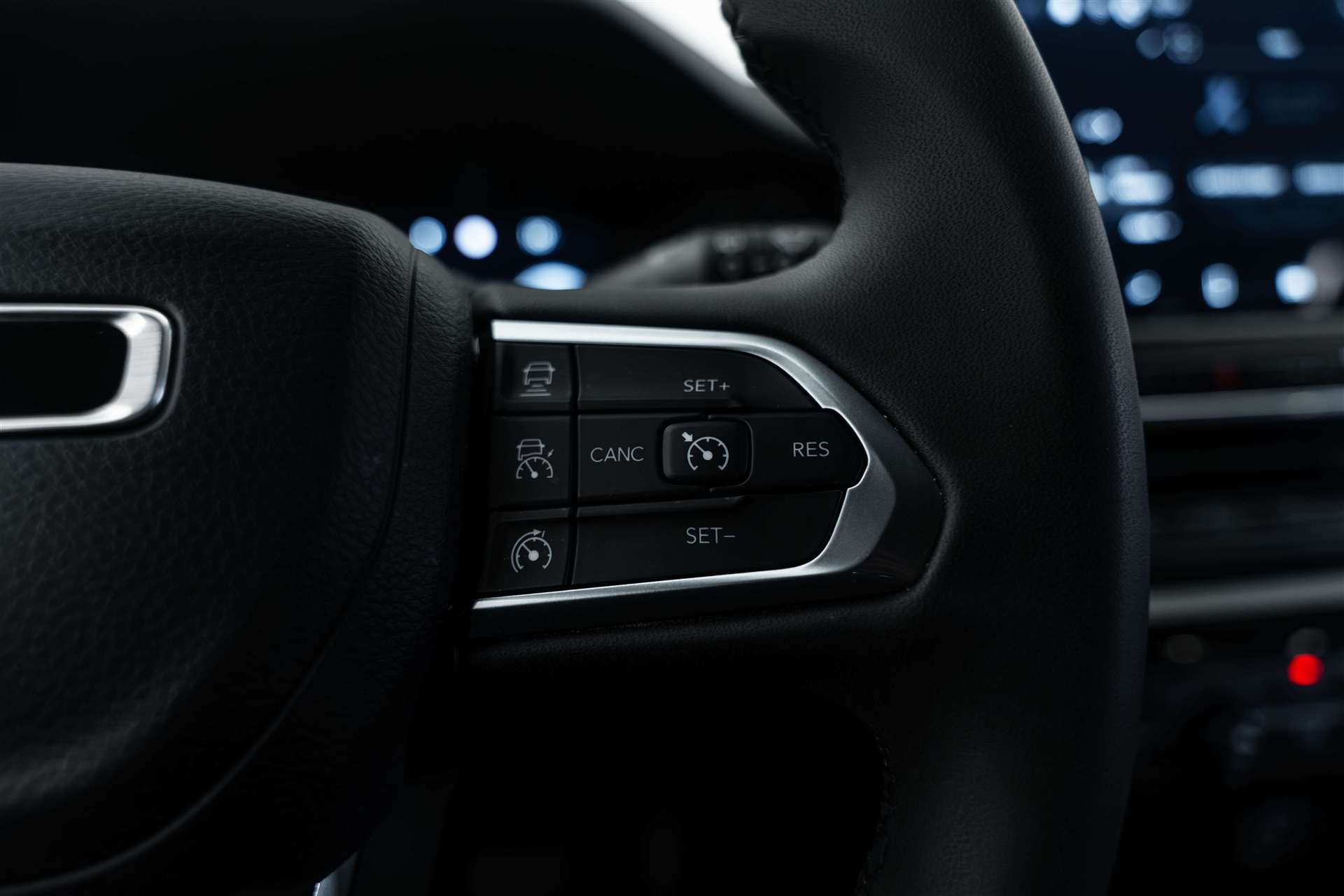 JEEP Compass 1.5 T SUMMIT T4 E-Hybrid FWD-image-18