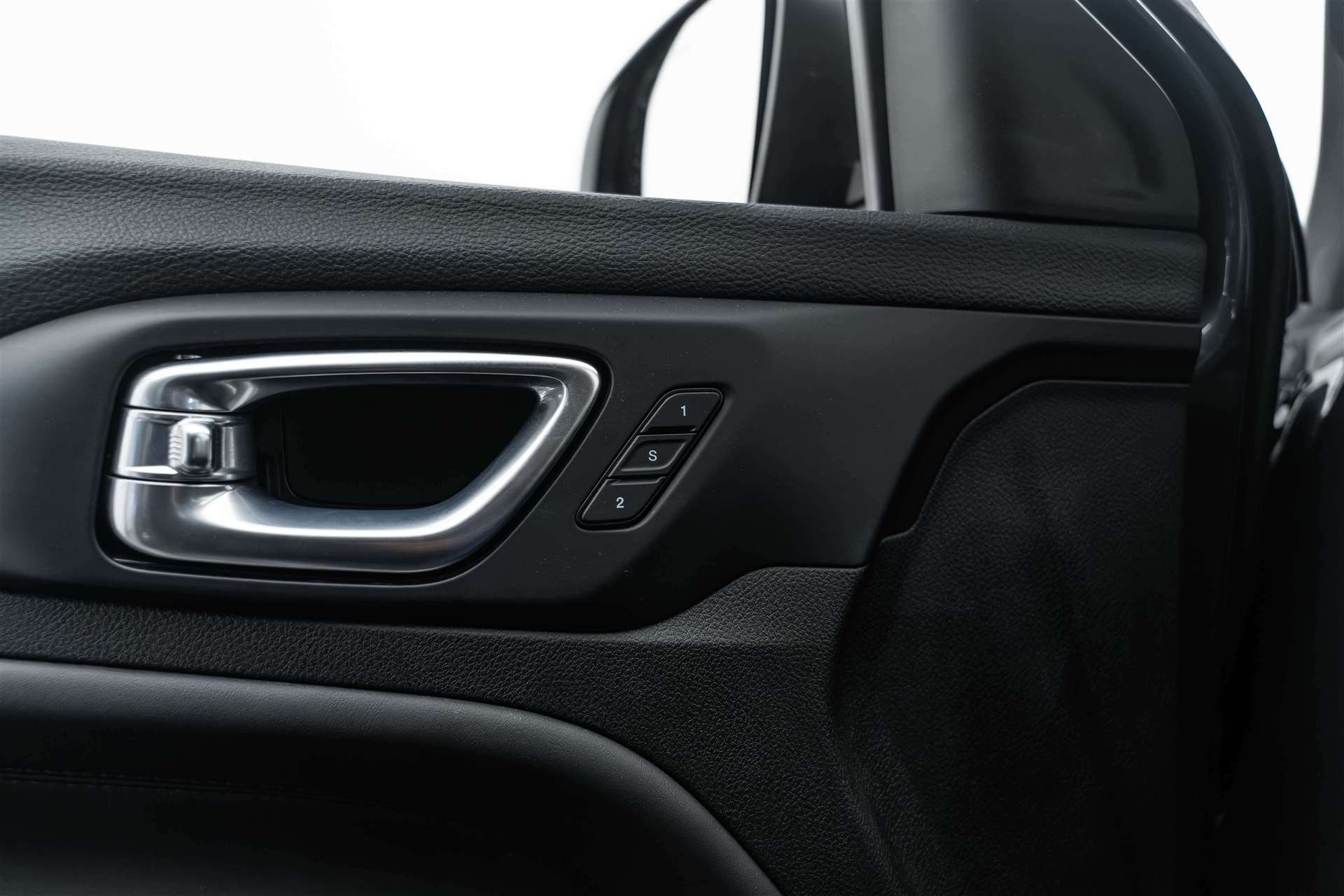 JEEP Compass 1.5 T SUMMIT T4 E-Hybrid FWD-image-14