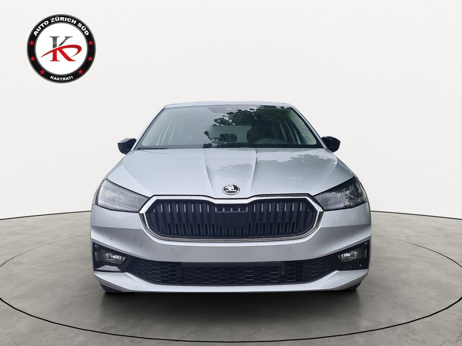 SKODA Fabia 1.0 TSI Young Edition-image-0