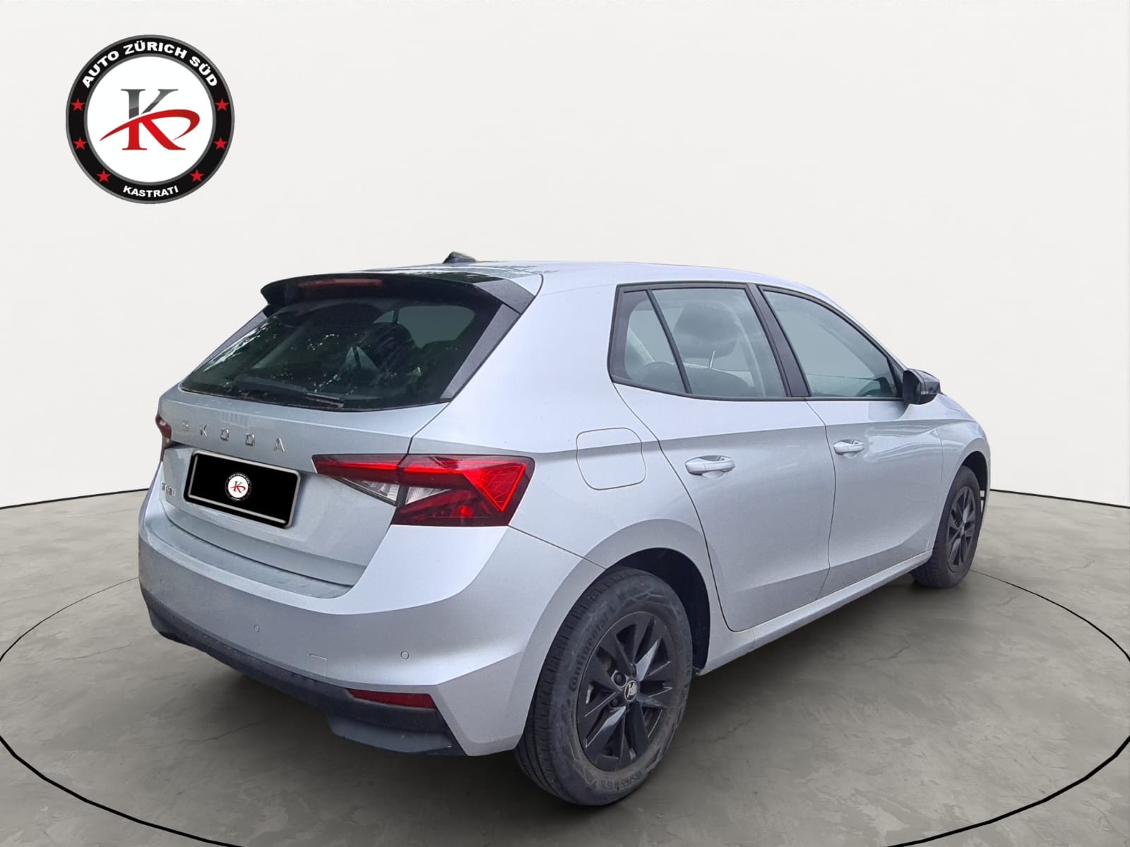 SKODA Fabia 1.0 TSI Young Edition-image-5