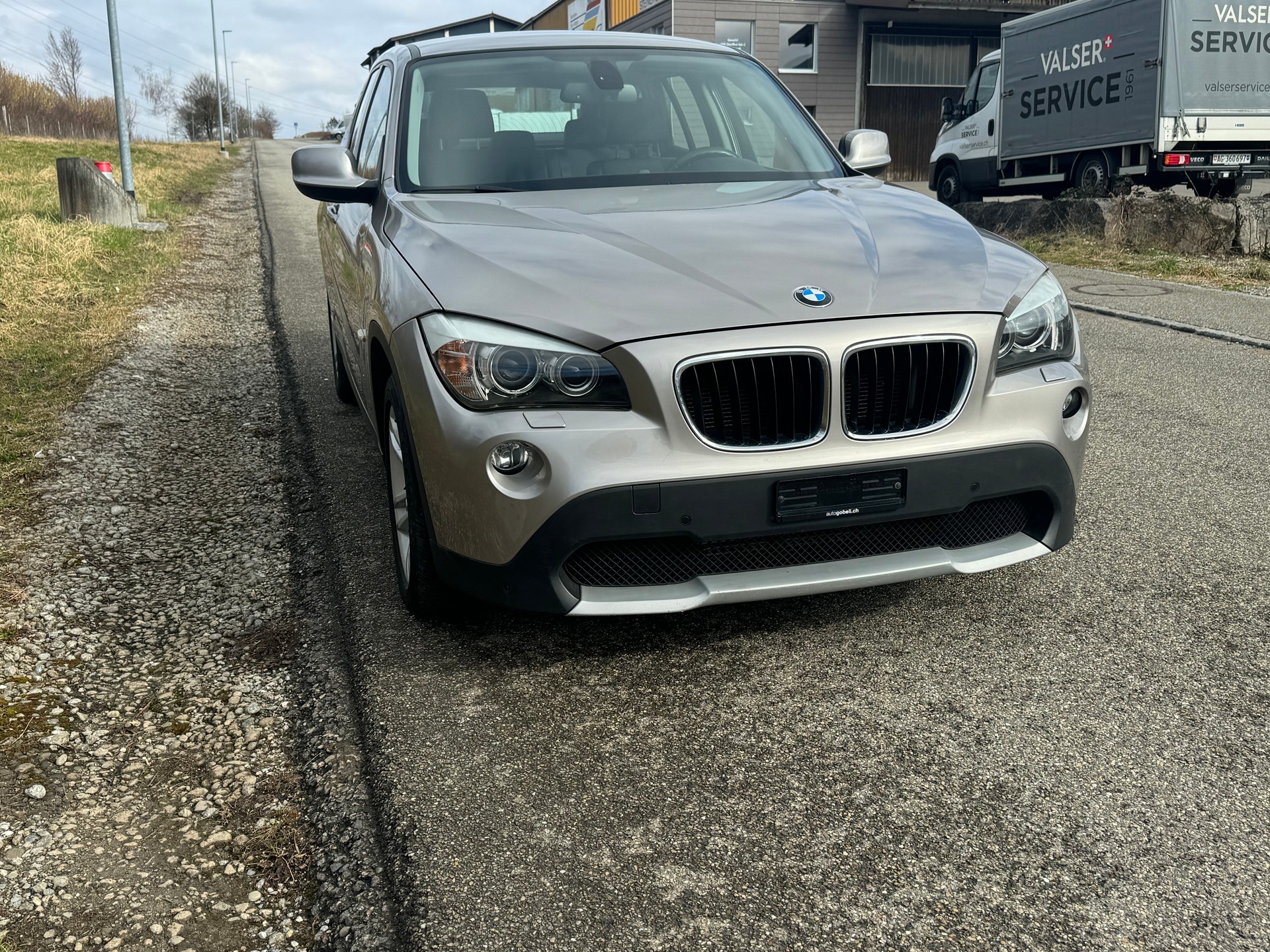 BMW X1 xDrive 20i Steptronic-image-2