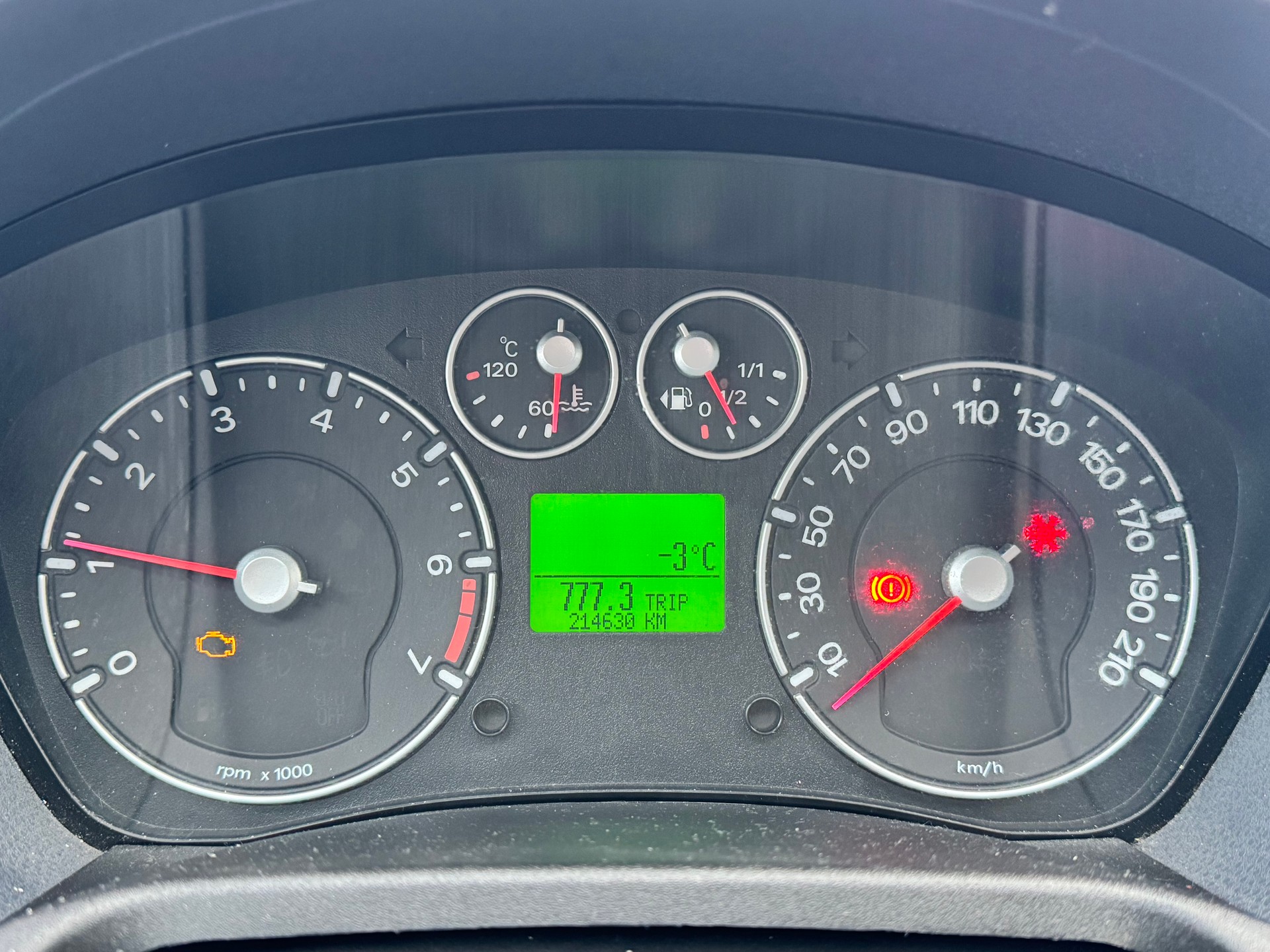 FORD Fiesta 1.6 16V S-image-6