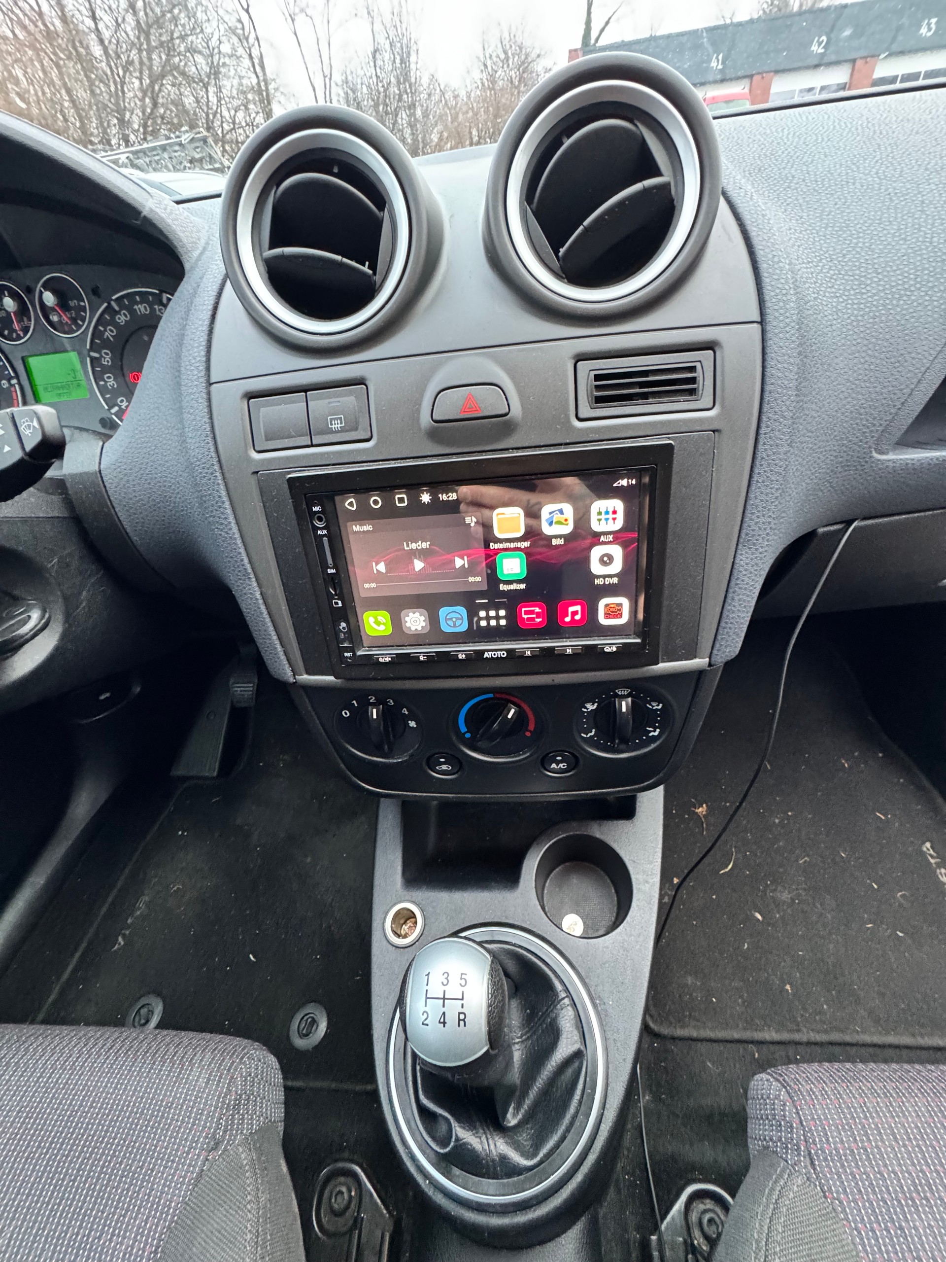 FORD Fiesta 1.6 16V S-image-7