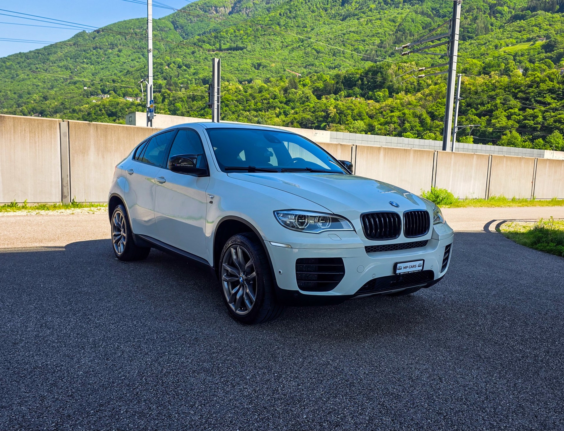BMW X6 M50d Steptronic-image-2