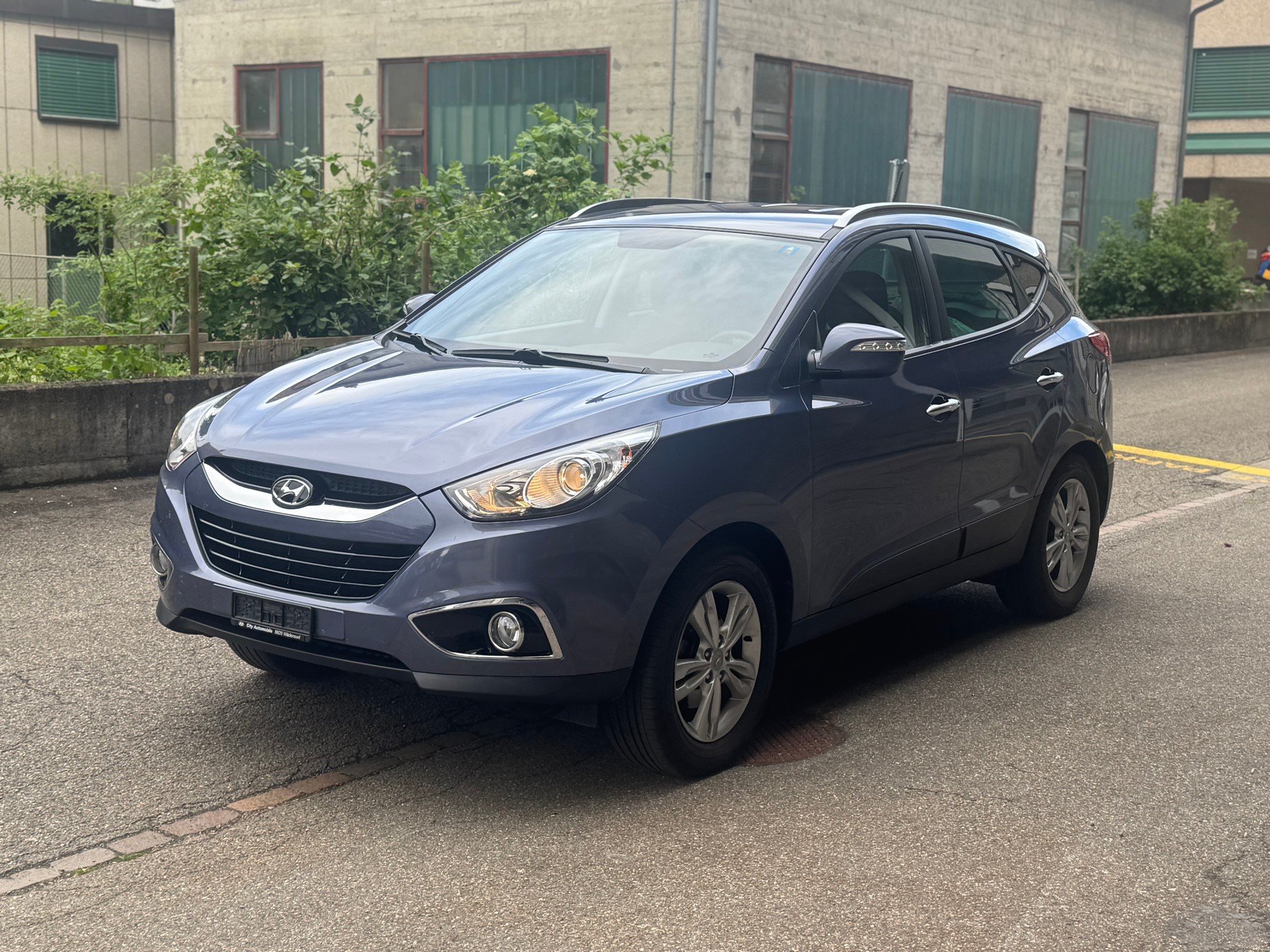 HYUNDAI iX 35 2.0 Premium 4WD Automatic-image-0