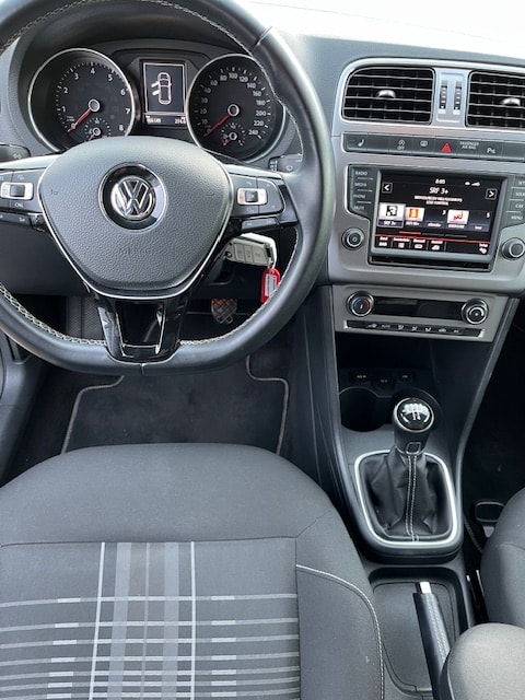 VW Polo 1.2 TSI BMT Comfortline-image-6