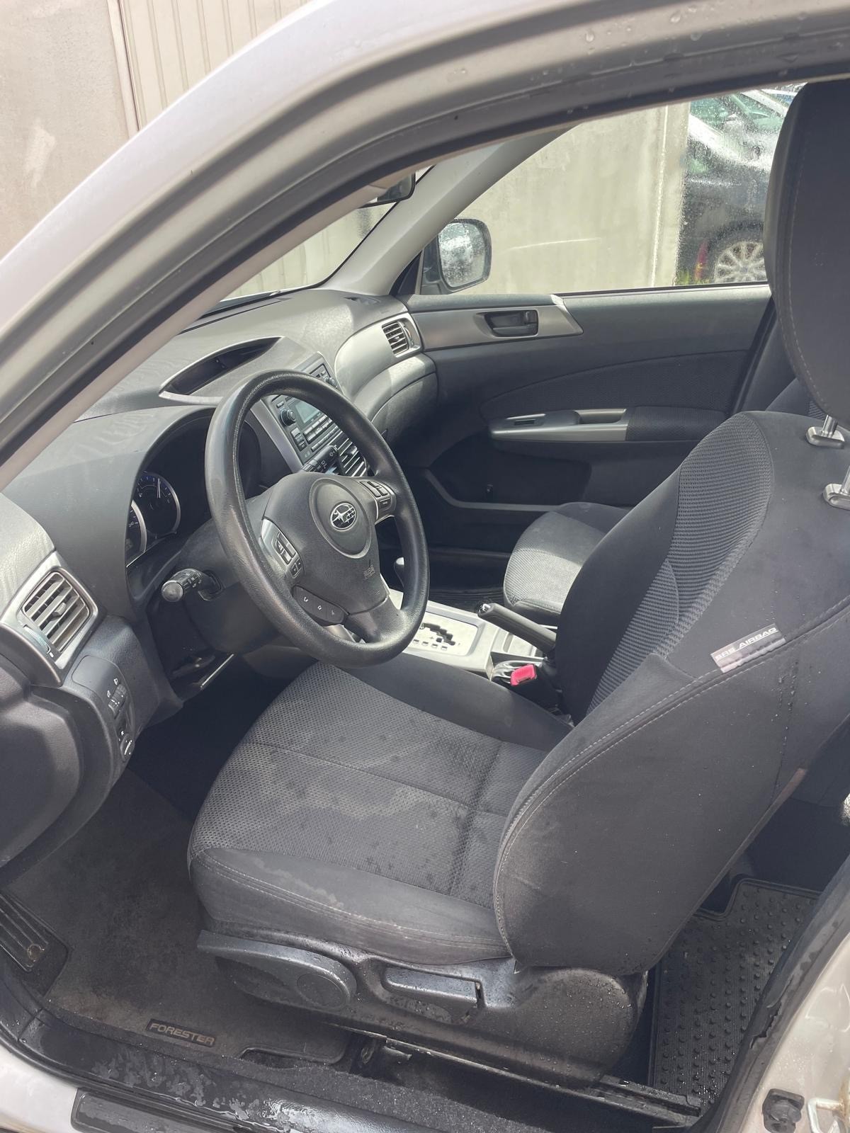 SUBARU Forester 2.0XS Comfort Automatic-image-3