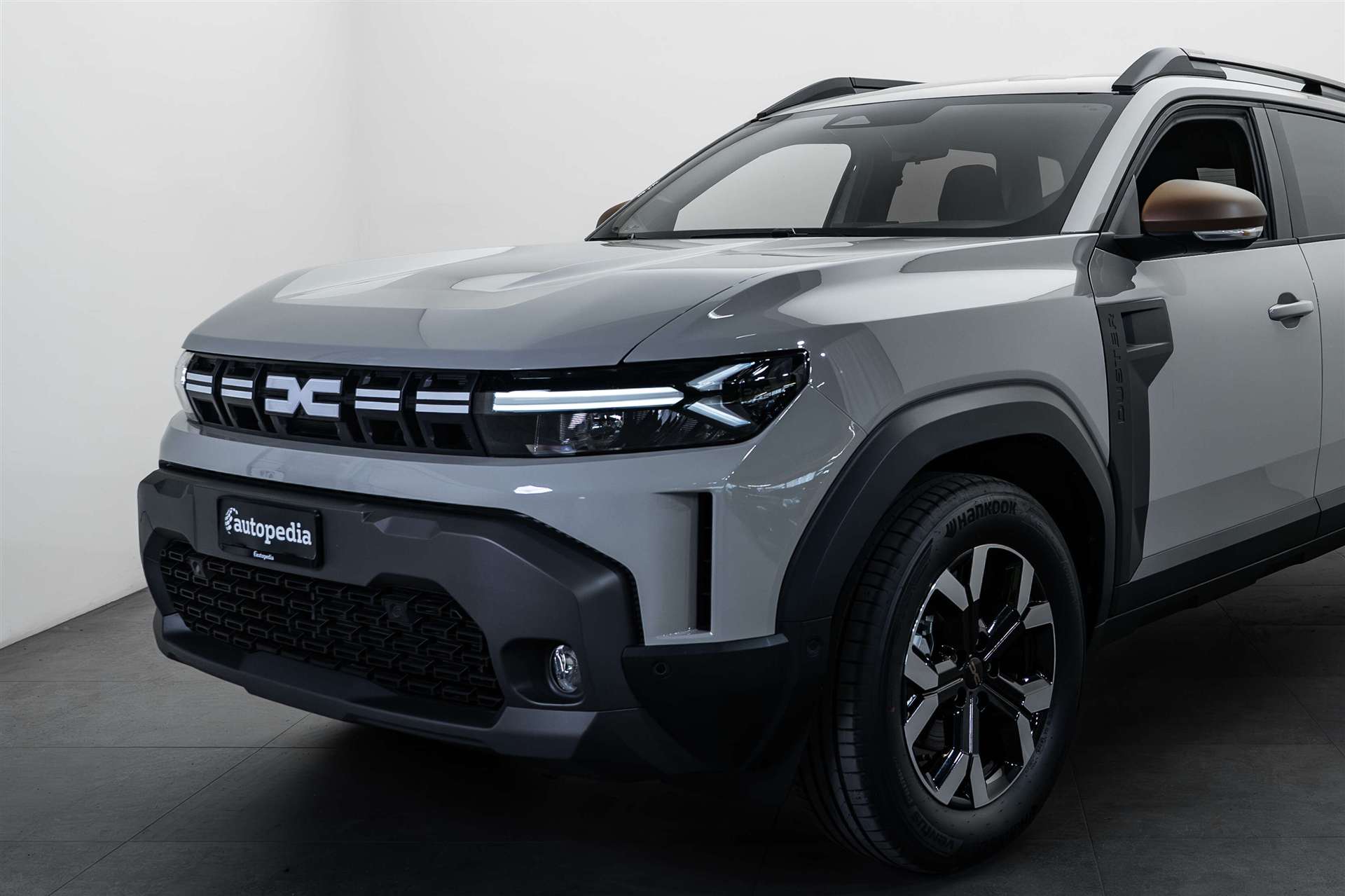 DACIA Duster HEV 155 Extreme Automat NEW-showroom-element-1