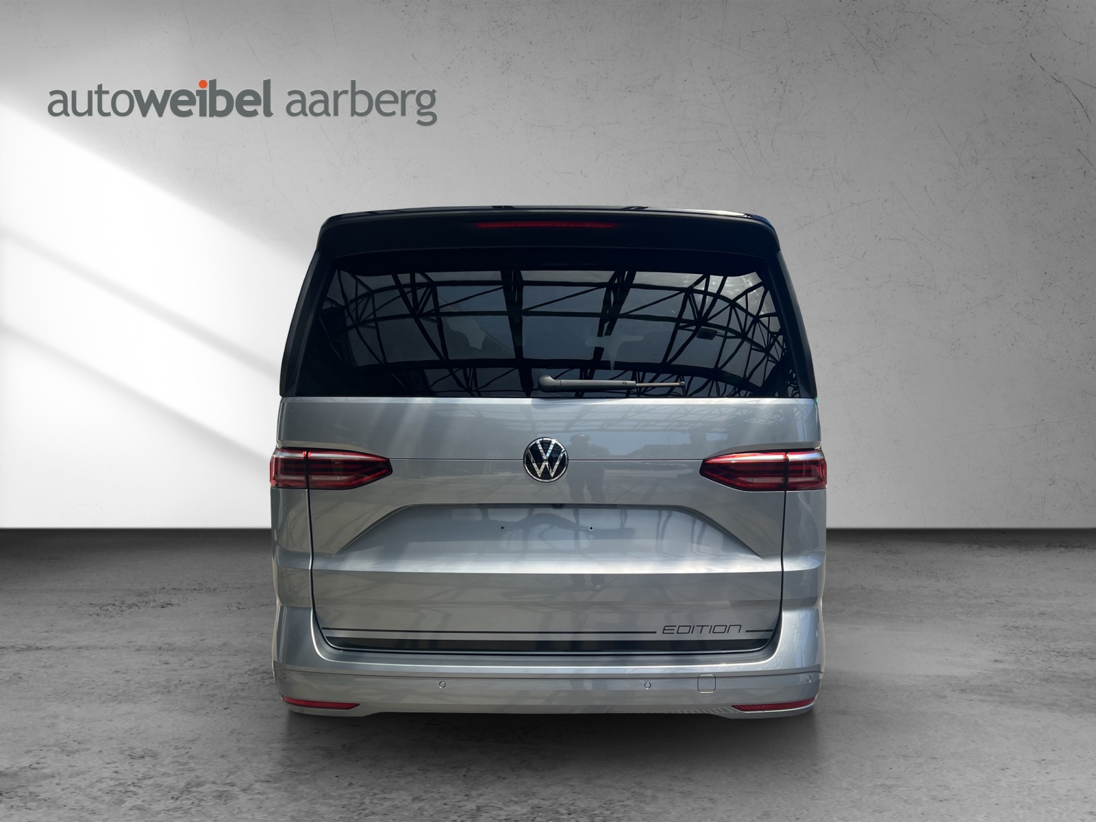 VW Multivan 2.0 TDI Life Edition DSG Lang-image-2
