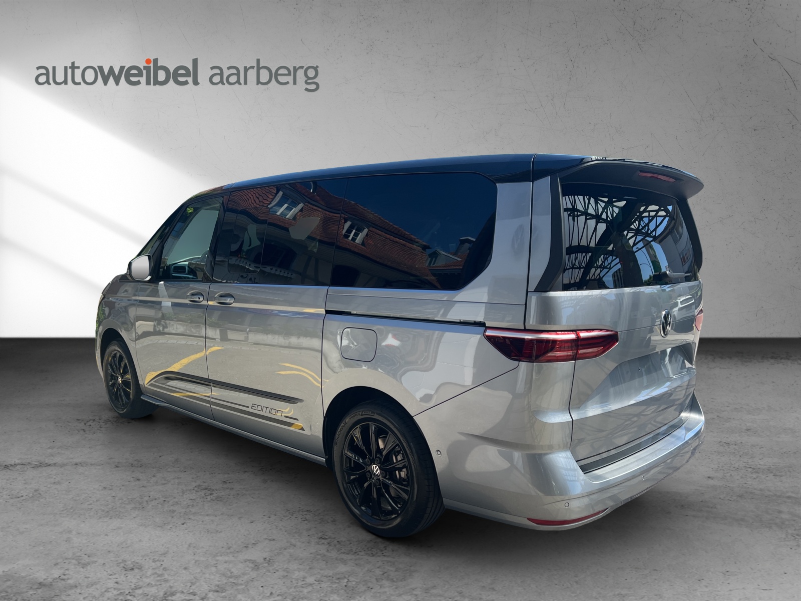 VW Multivan 2.0 TDI Life Edition DSG Lang-showroom-element-3
