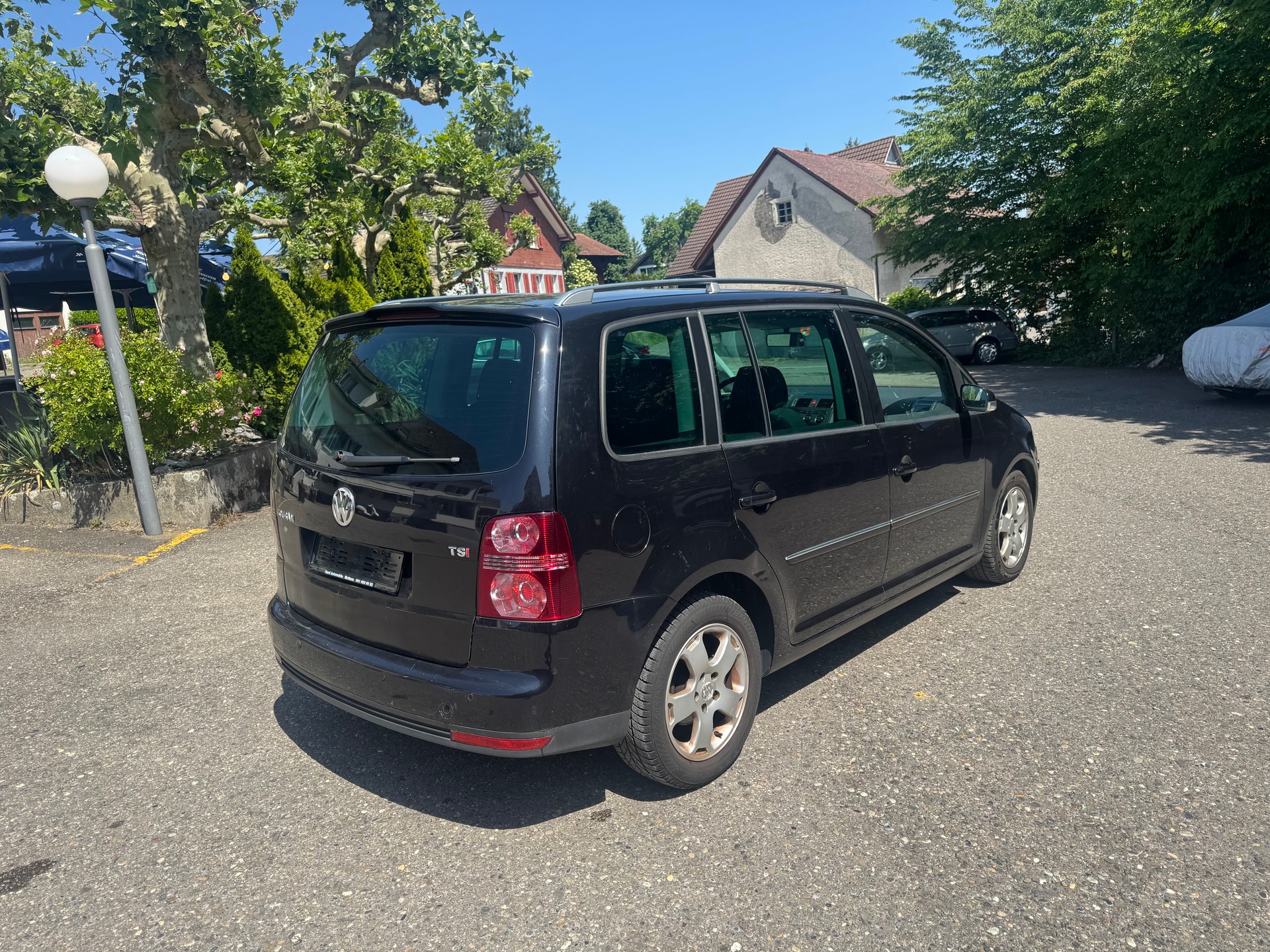 VW Touran 1.4 TSI Trendline-image-4
