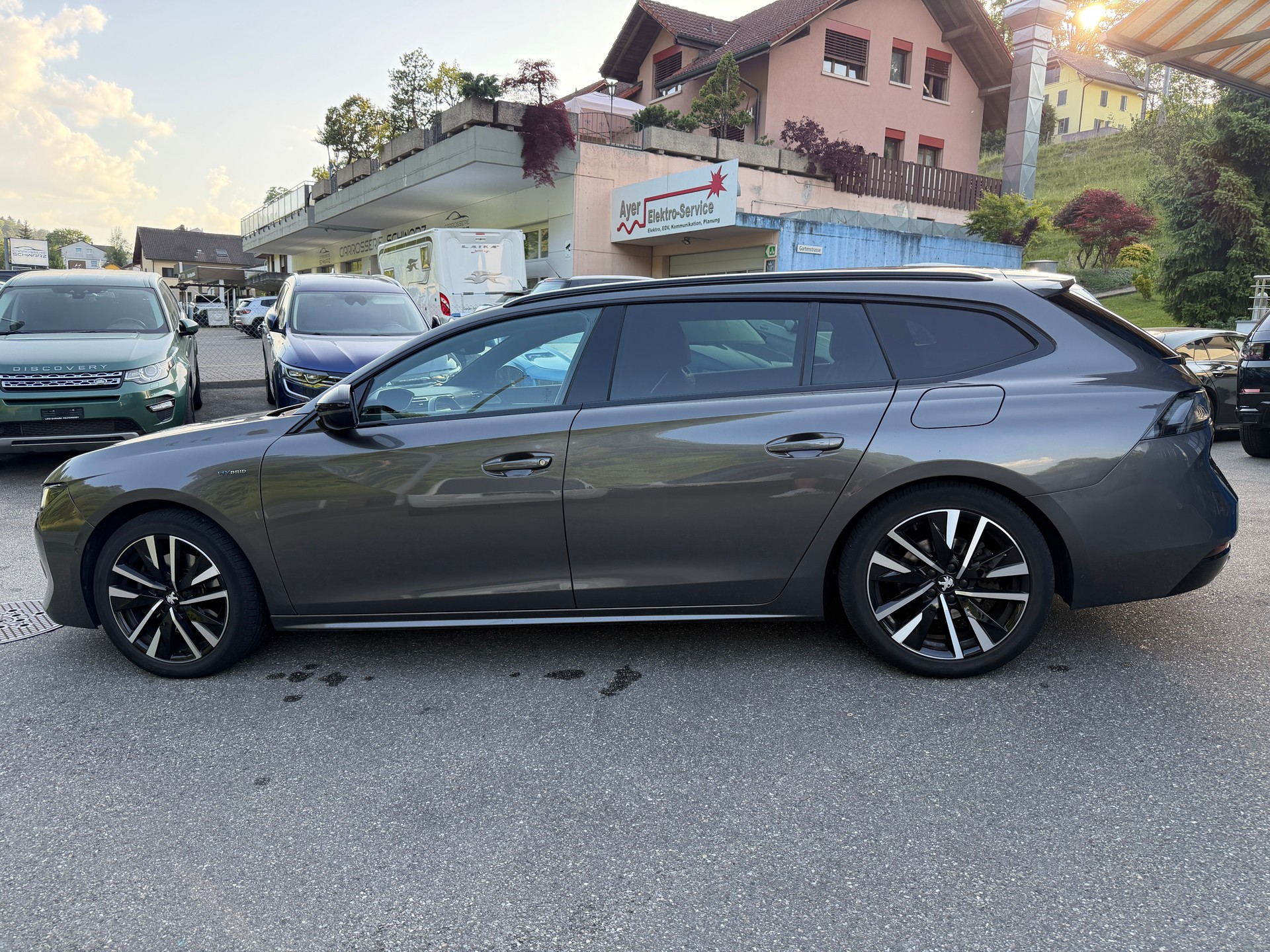 PEUGEOT 508 SW 1.6 PHEV GT EAT8-image-5
