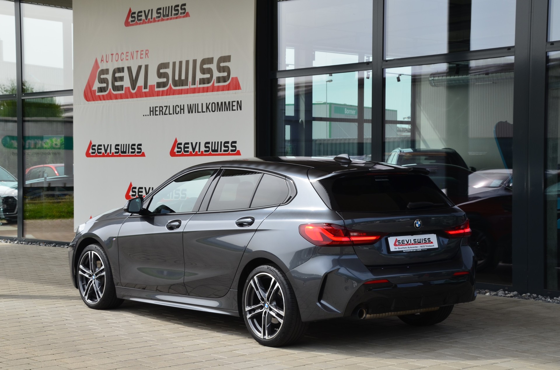 BMW 118i M Sport Steptronic*Frisch ab MFK,1 Jahr oder 20000km Garantie auf Motor und Getriebe*-image-6
