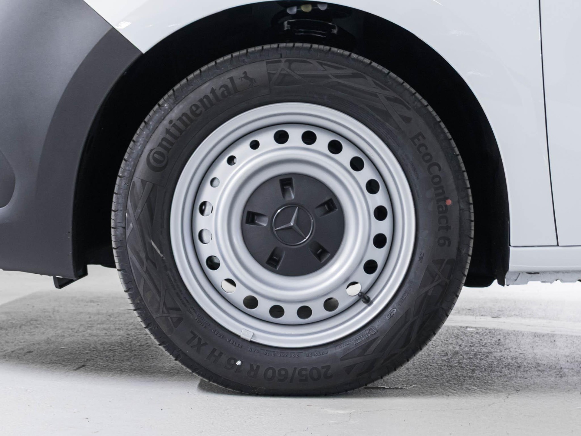 MERCEDES-BENZ eCitan Kasten BASE Standard-image-12