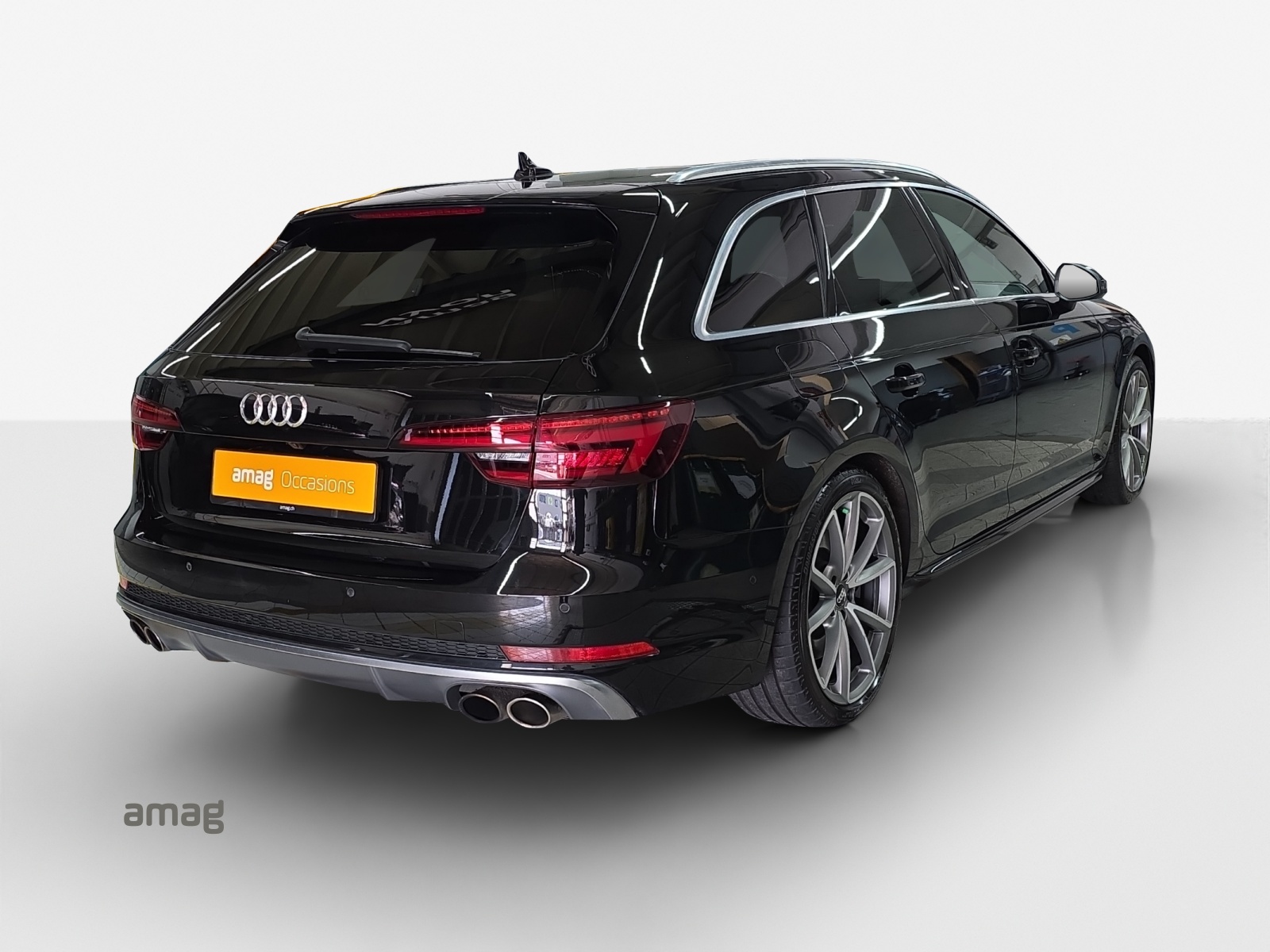 AUDI S4 Avant 3.0 TFSI quattro tiptronic-image-4