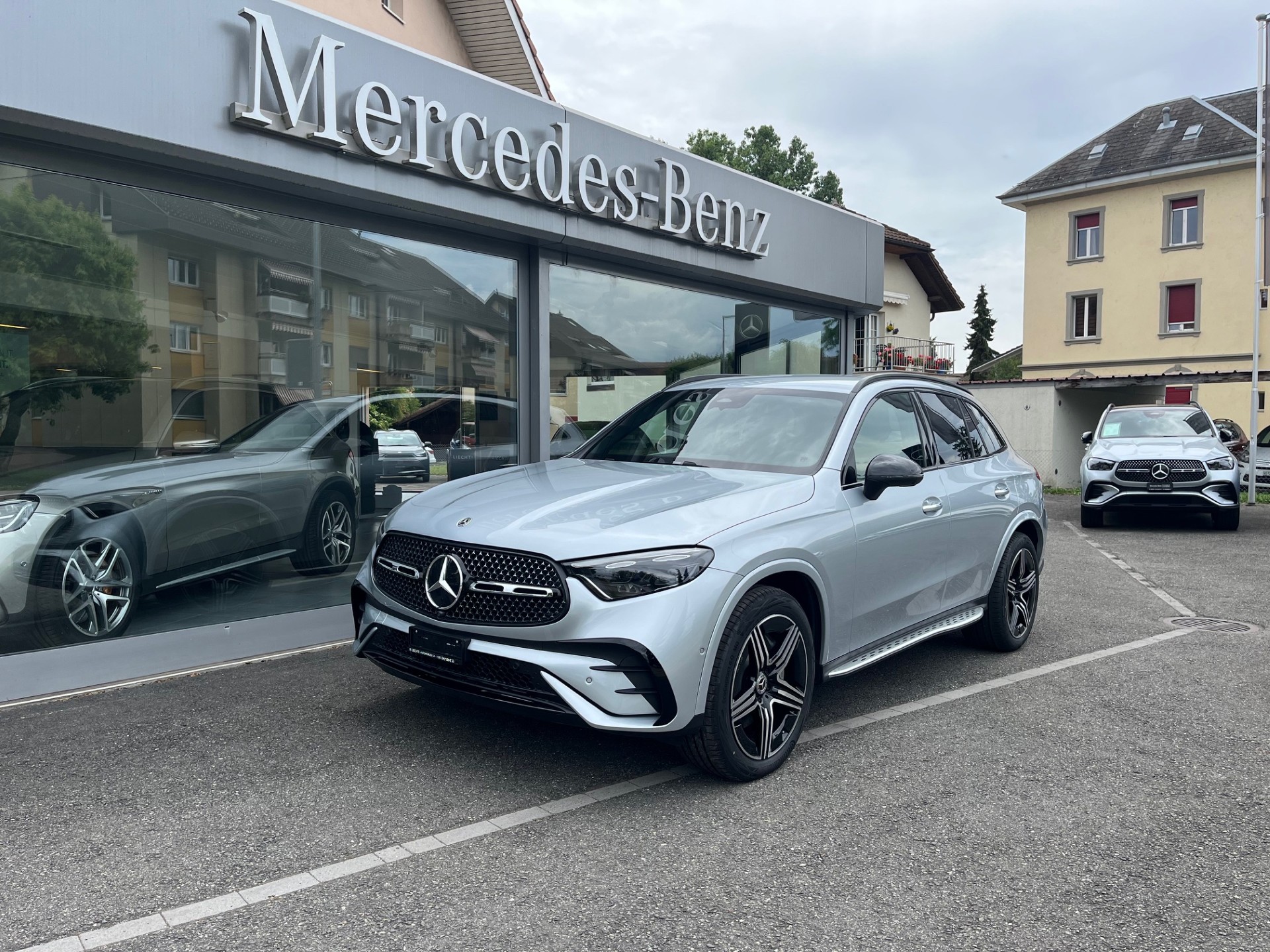 MERCEDES-BENZ GLC 220 d 4Matic 9G-Tronic-image-1