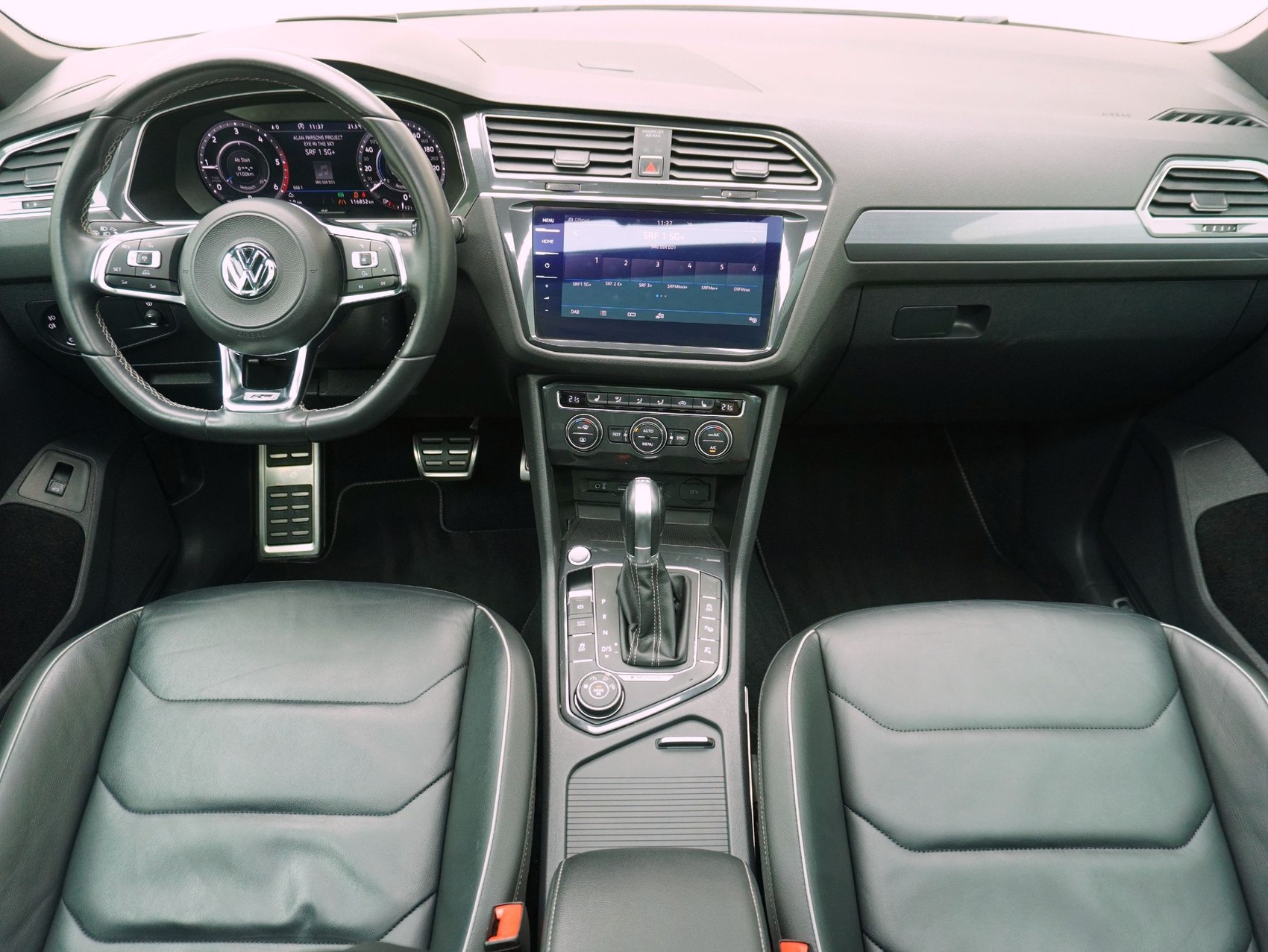 VW Tiguan 2.0 TDI DSG R-Line 4Motion-image-16