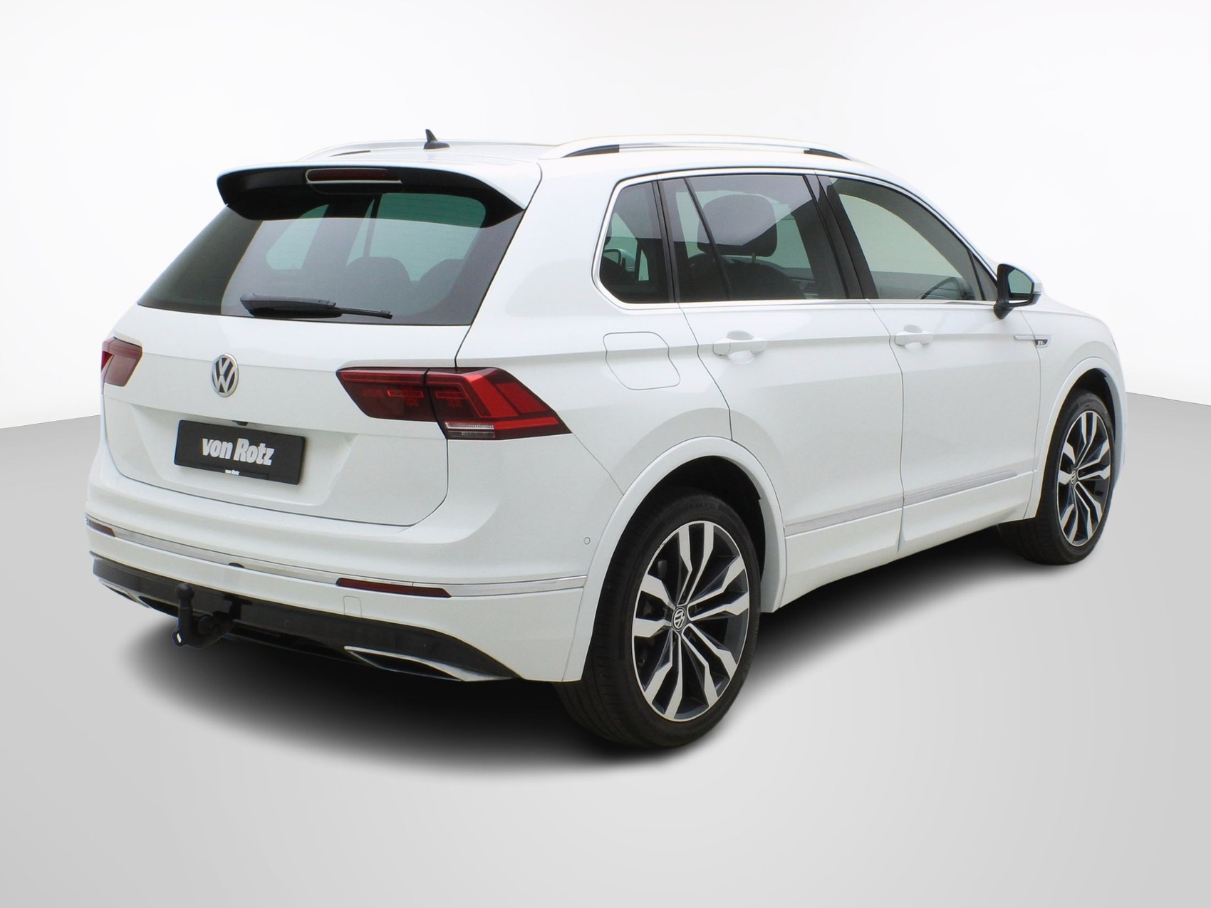 VW Tiguan 2.0 TDI DSG R-Line 4Motion-image-4