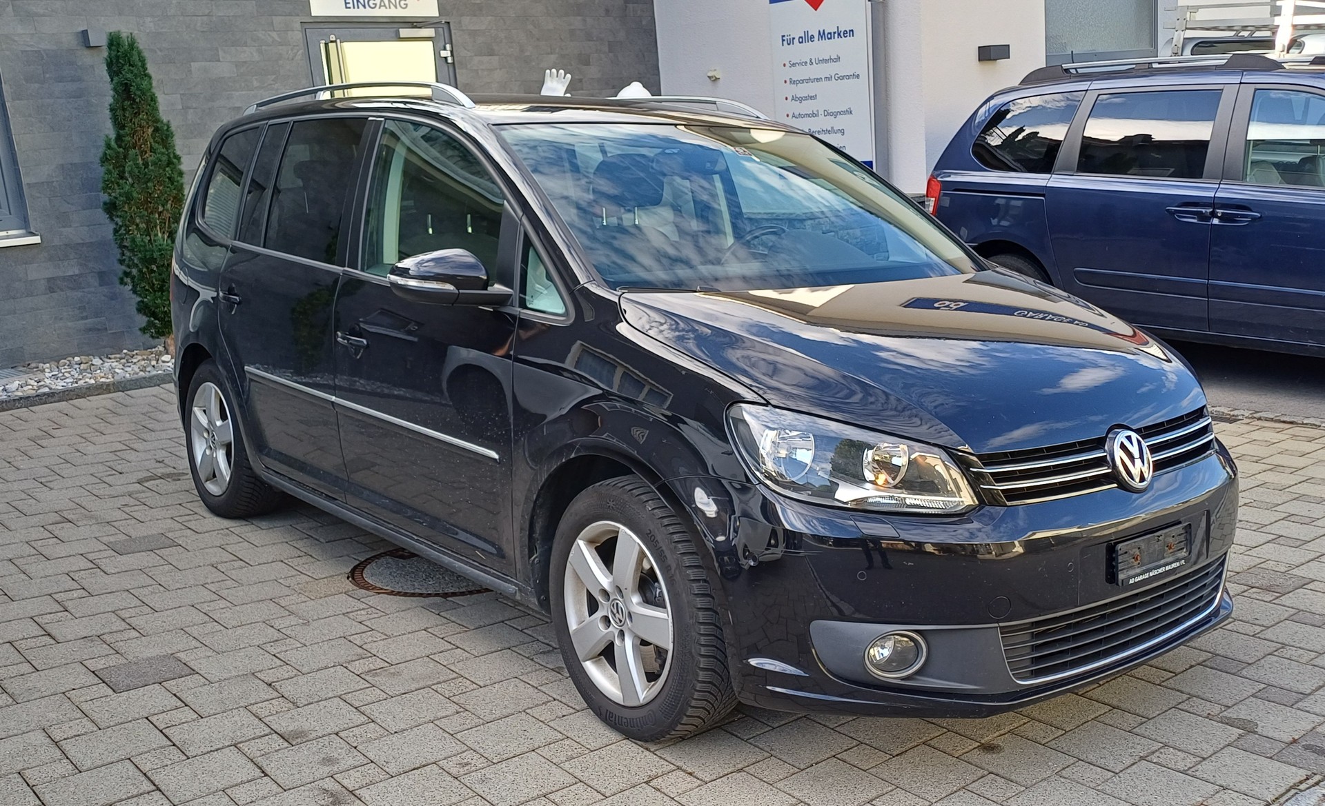 VW Touran 2.0 TDI Highline DSG-image-1