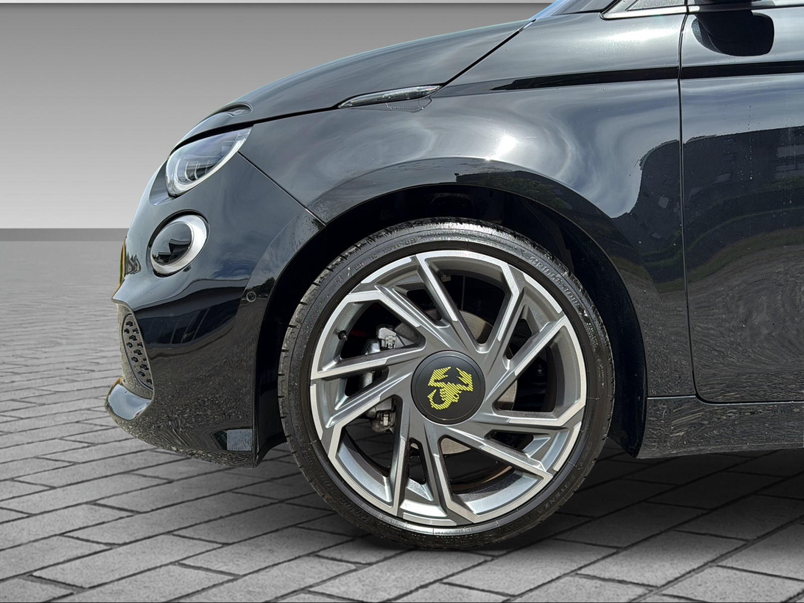 FIAT 500 Abarth Turismo-image-3