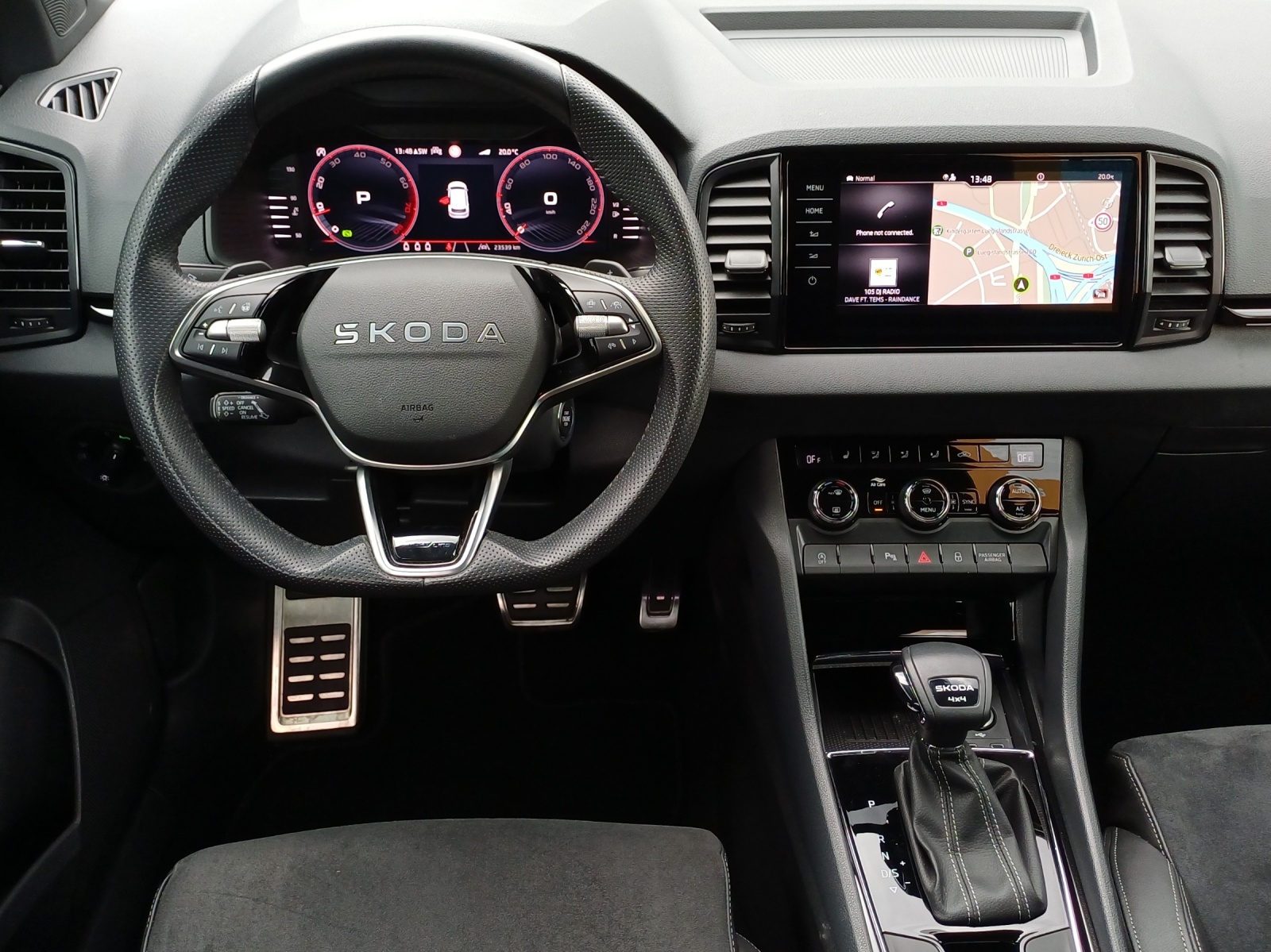 SKODA Karoq 2.0 TSI SportLine 4x4 DSG-image-8