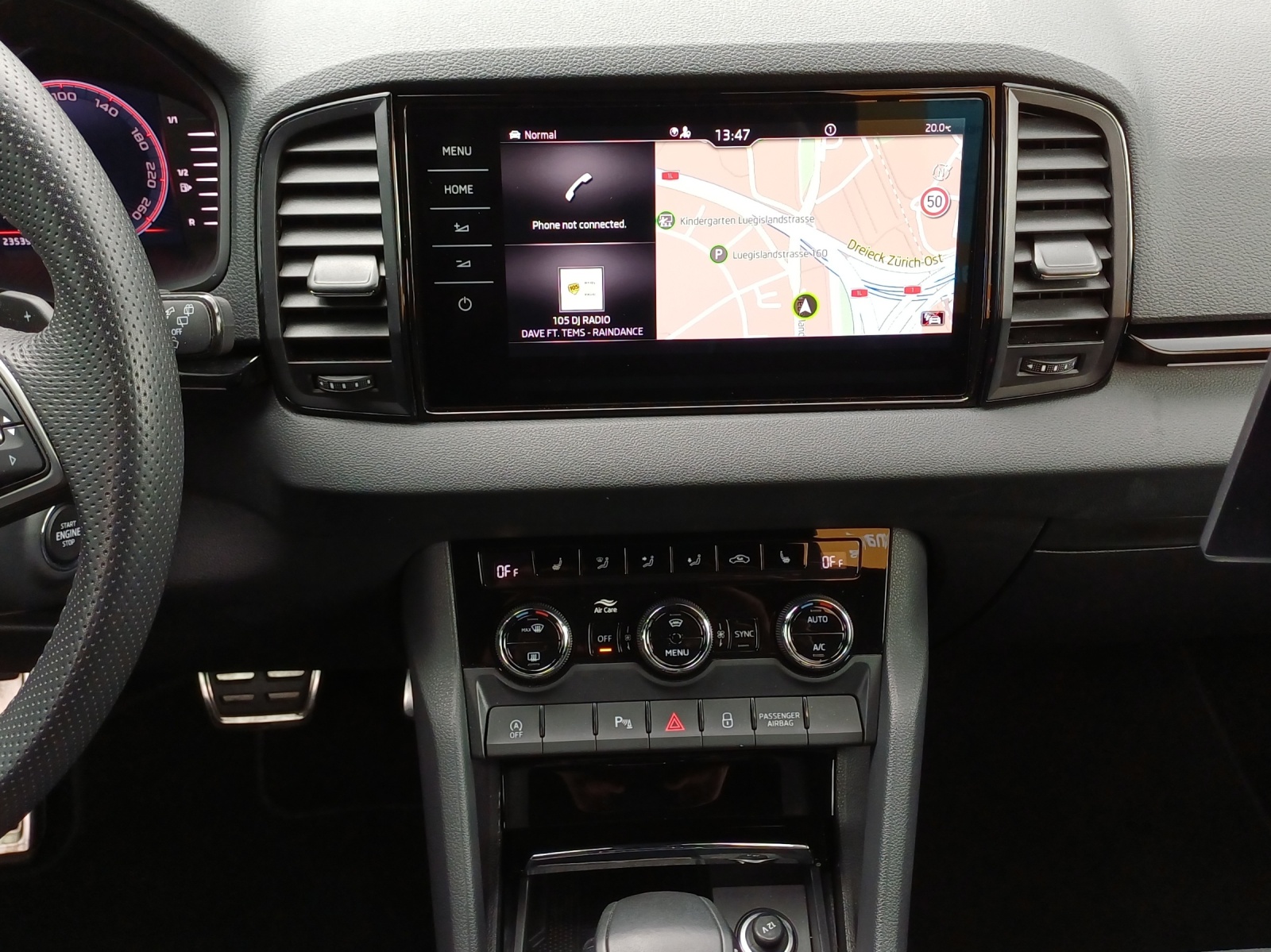 SKODA Karoq 2.0 TSI SportLine 4x4 DSG-image-10
