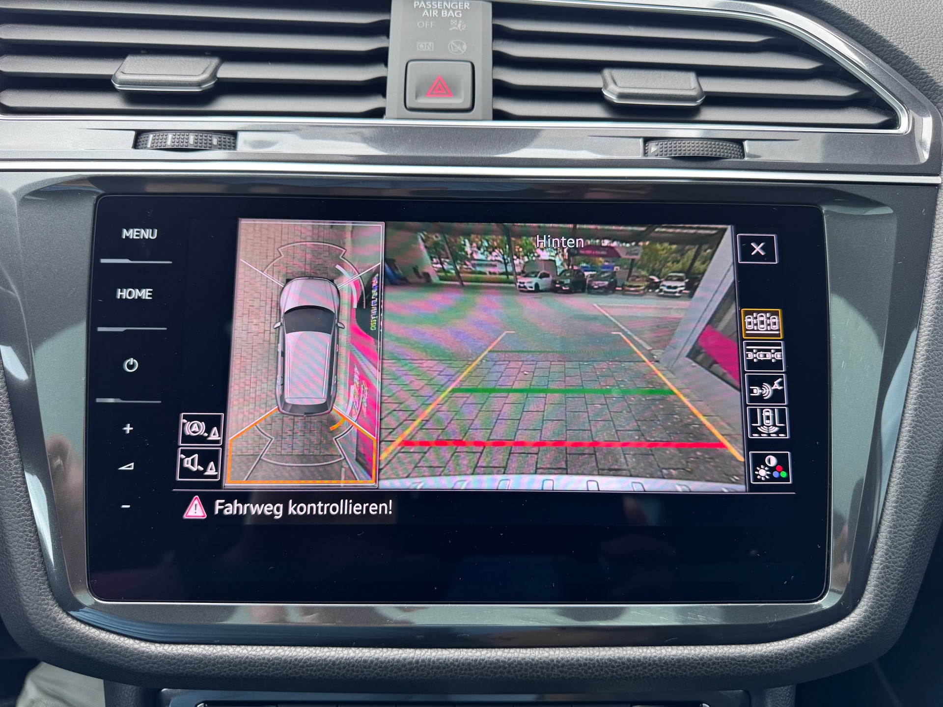 VW Tiguan Allspace 2.0 TDI R_LINE 4x4 DSG+Ledersitze+LED Scheinwerfer+Panorama-Glasdach+Rückfahrkamera+ACC+19"Alu+-image-28