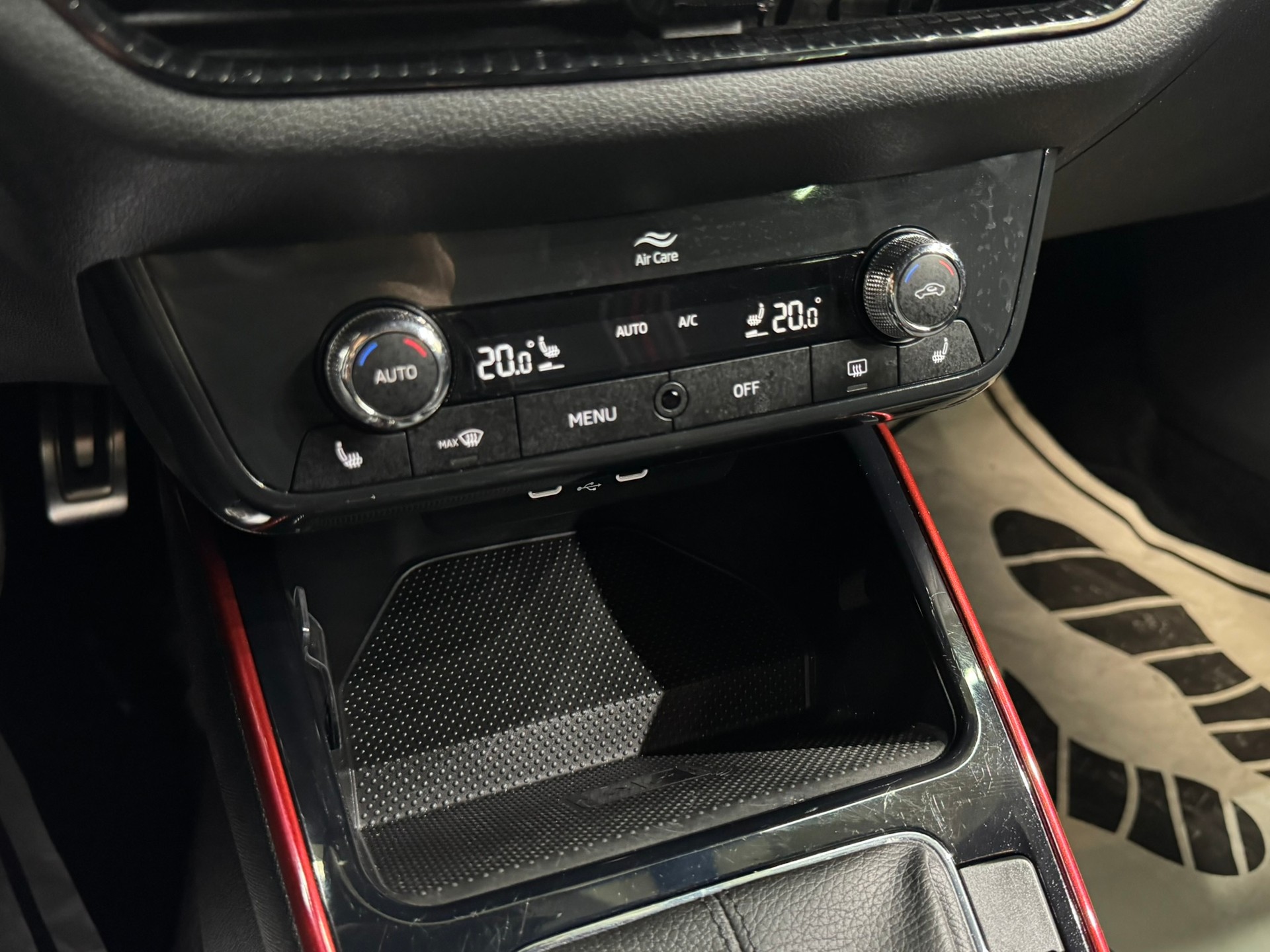 SKODA Fabia 1.5 TSI Monte Carlo DSG-image-15