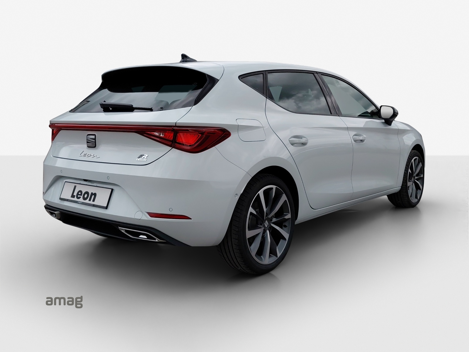 SEAT Leon 1.5 eHybrid pHEV DSG FR-image-4