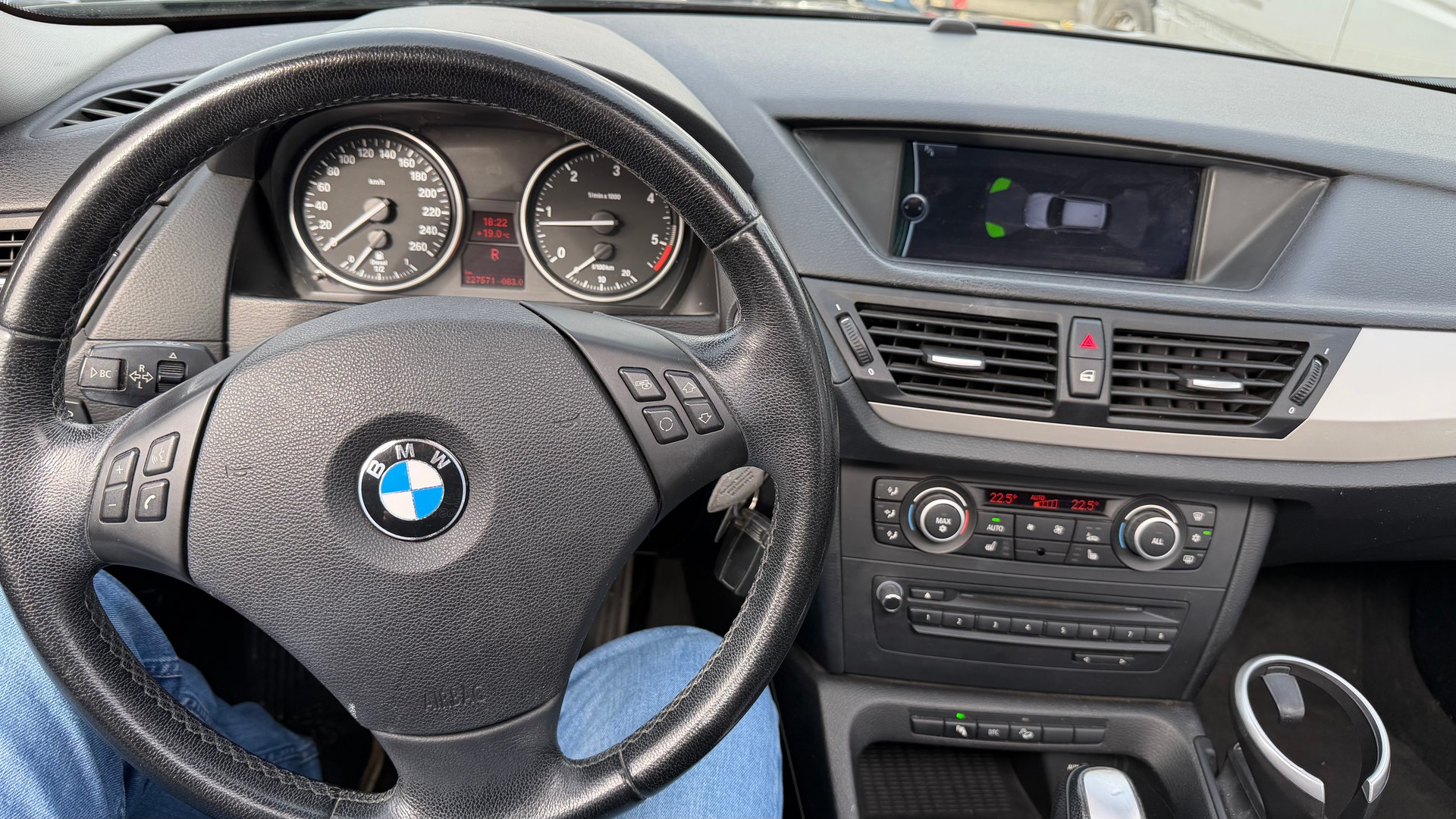 BMW X1 xDrive 20d Steptronic-image-9