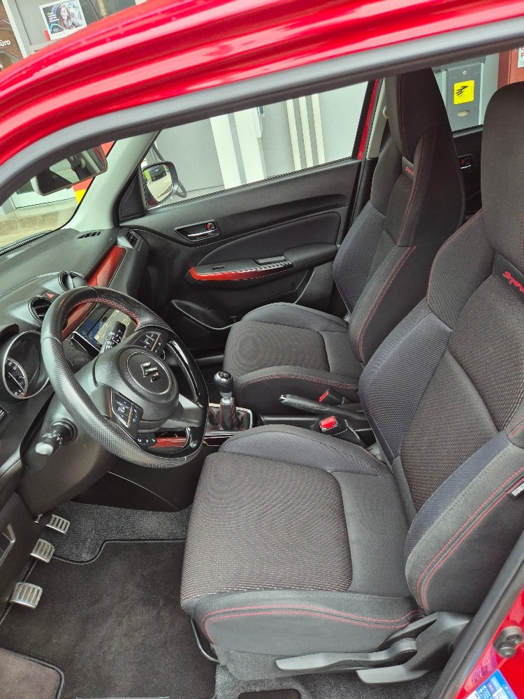 SUZUKI Swift Sport 1.4i 16V Compact Top-image-9