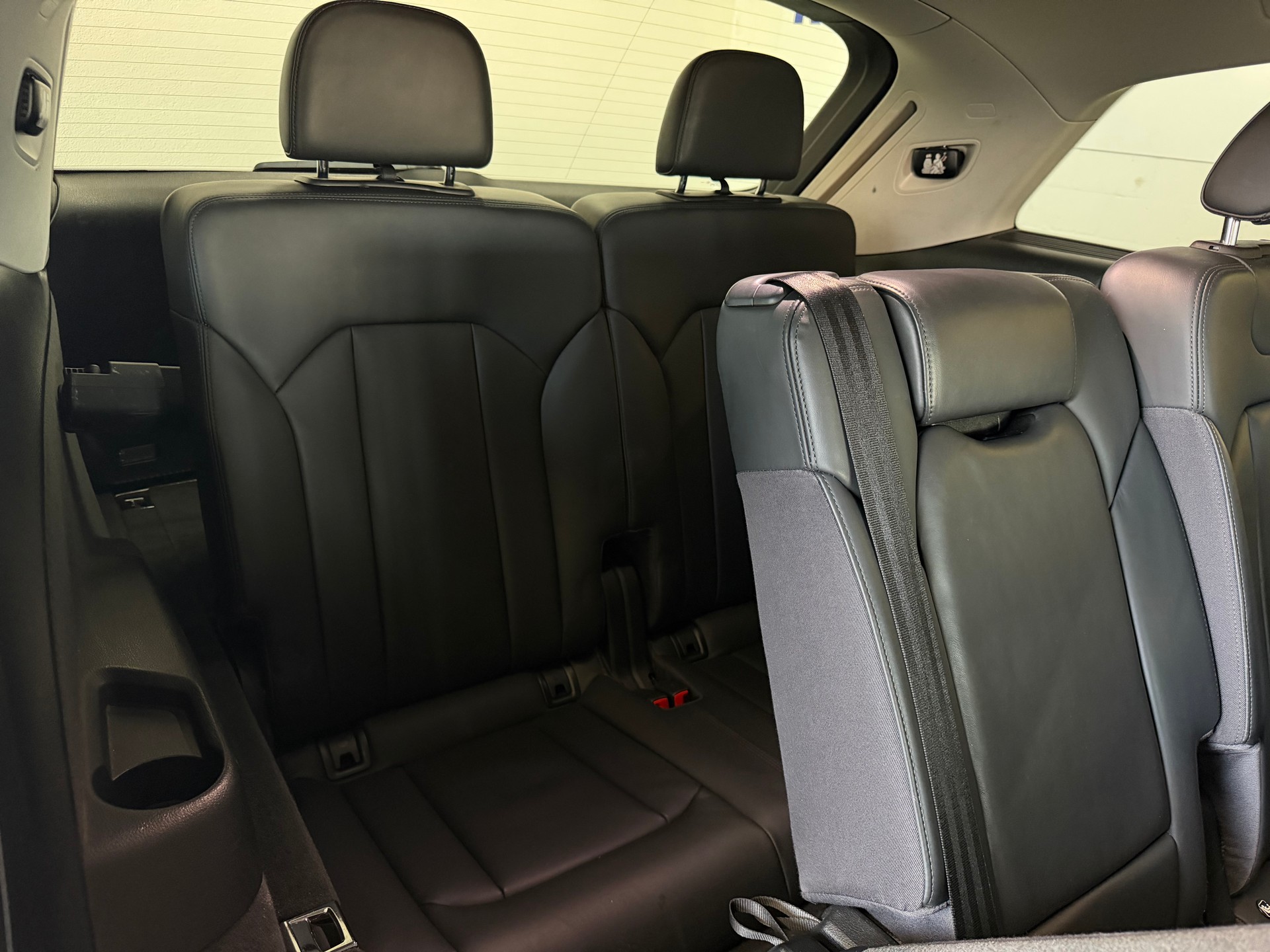AUDI Q7 3.0 TDI quattro tiptronic | CH-Auto | 7-Plätzer | Frisch MFK |-image-12