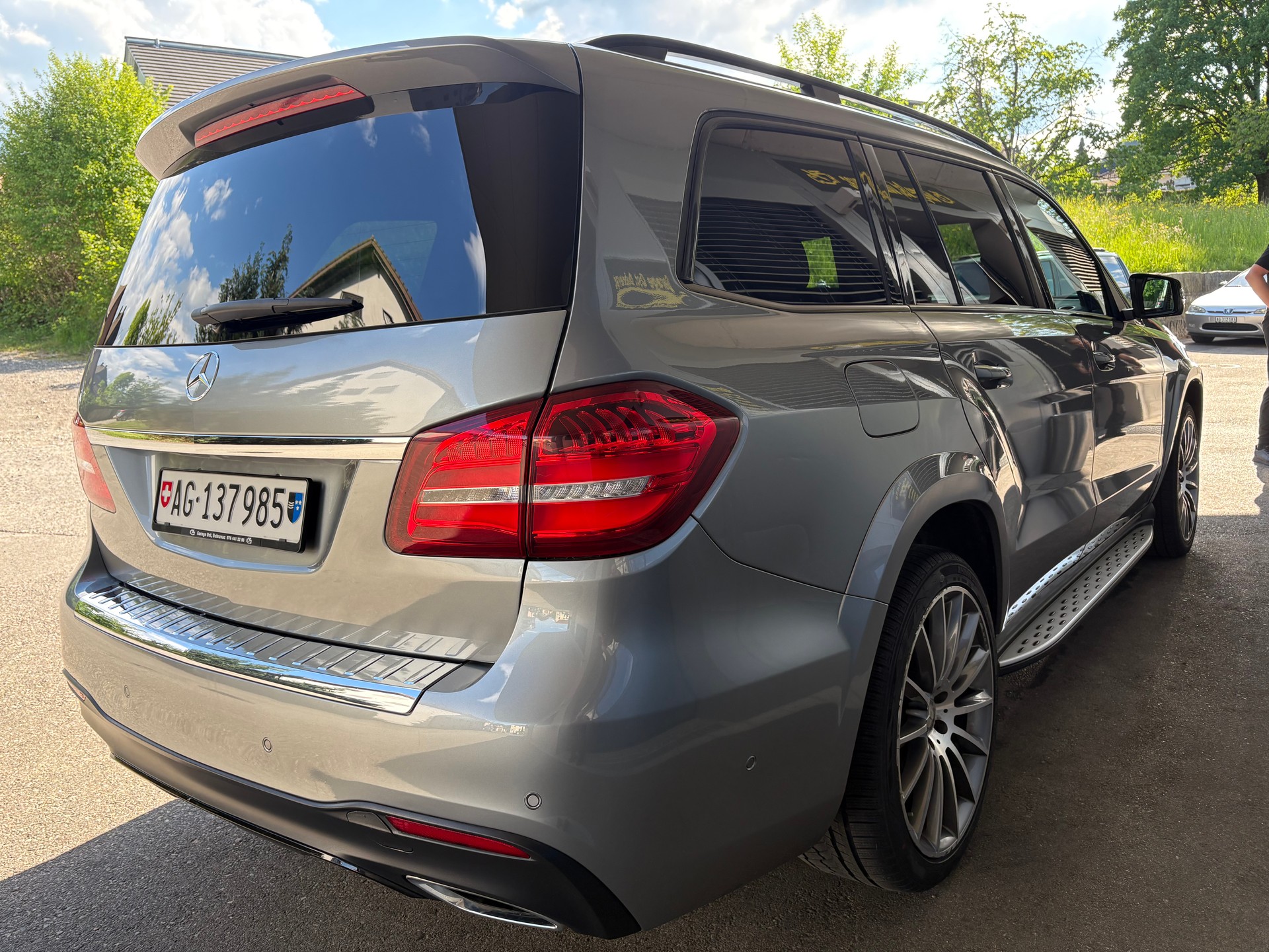 MERCEDES-BENZ GLS 350 d V6-image-1