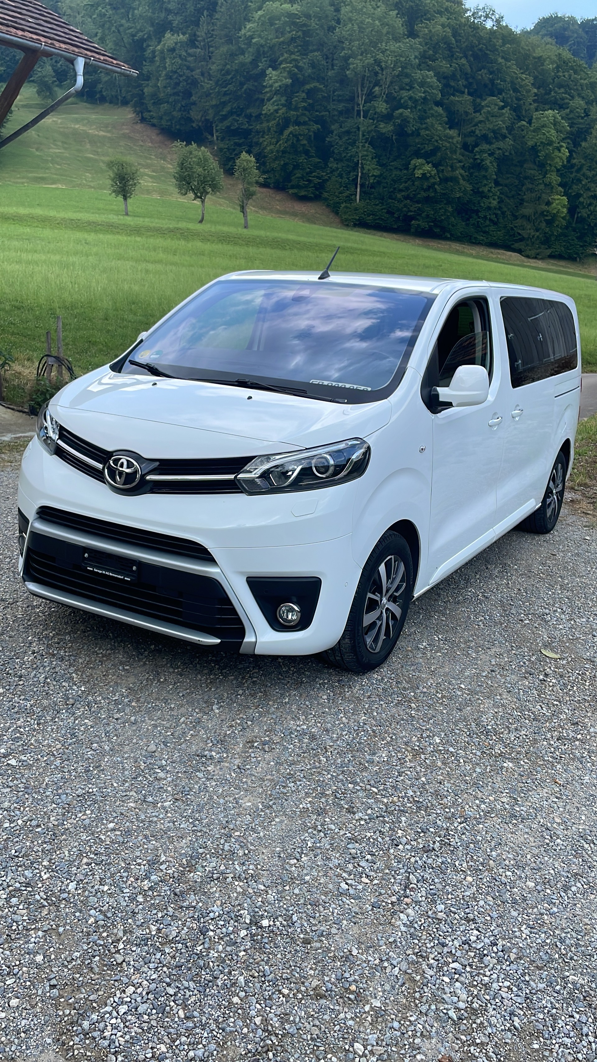 TOYOTA 2.0 D Family-image-0