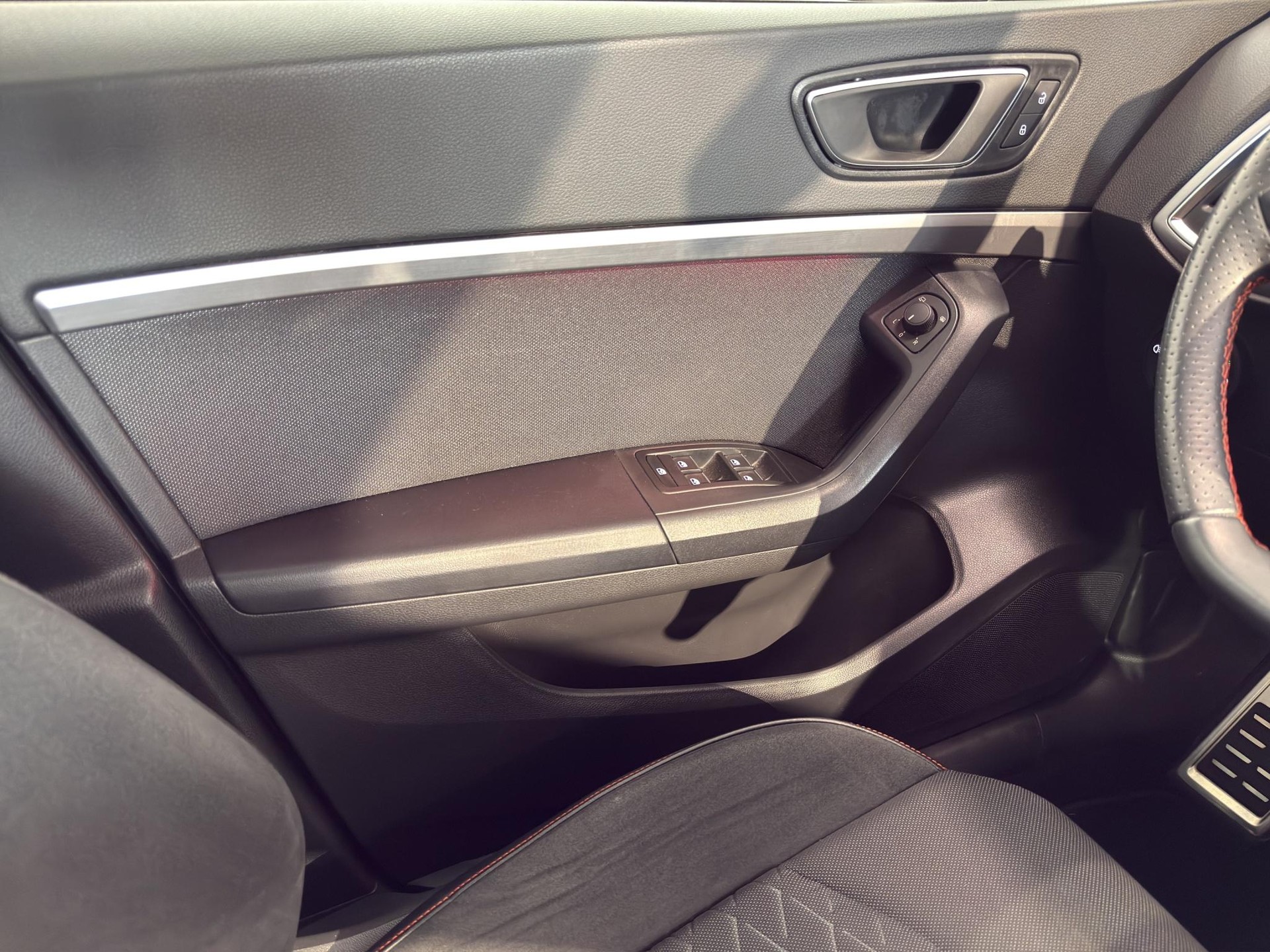 SEAT Ateca 2.0 TDI CR Hola FR DSG-image-9