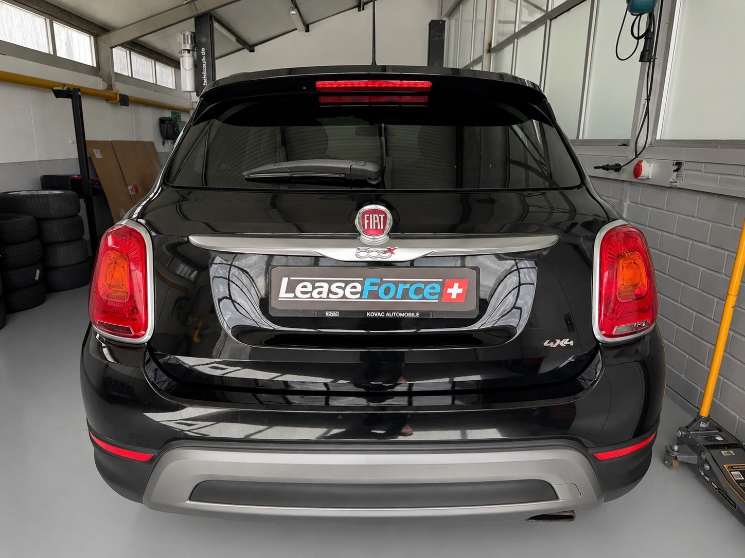 FIAT 500X 1.4T Cross 4x4 Automatic-image-3