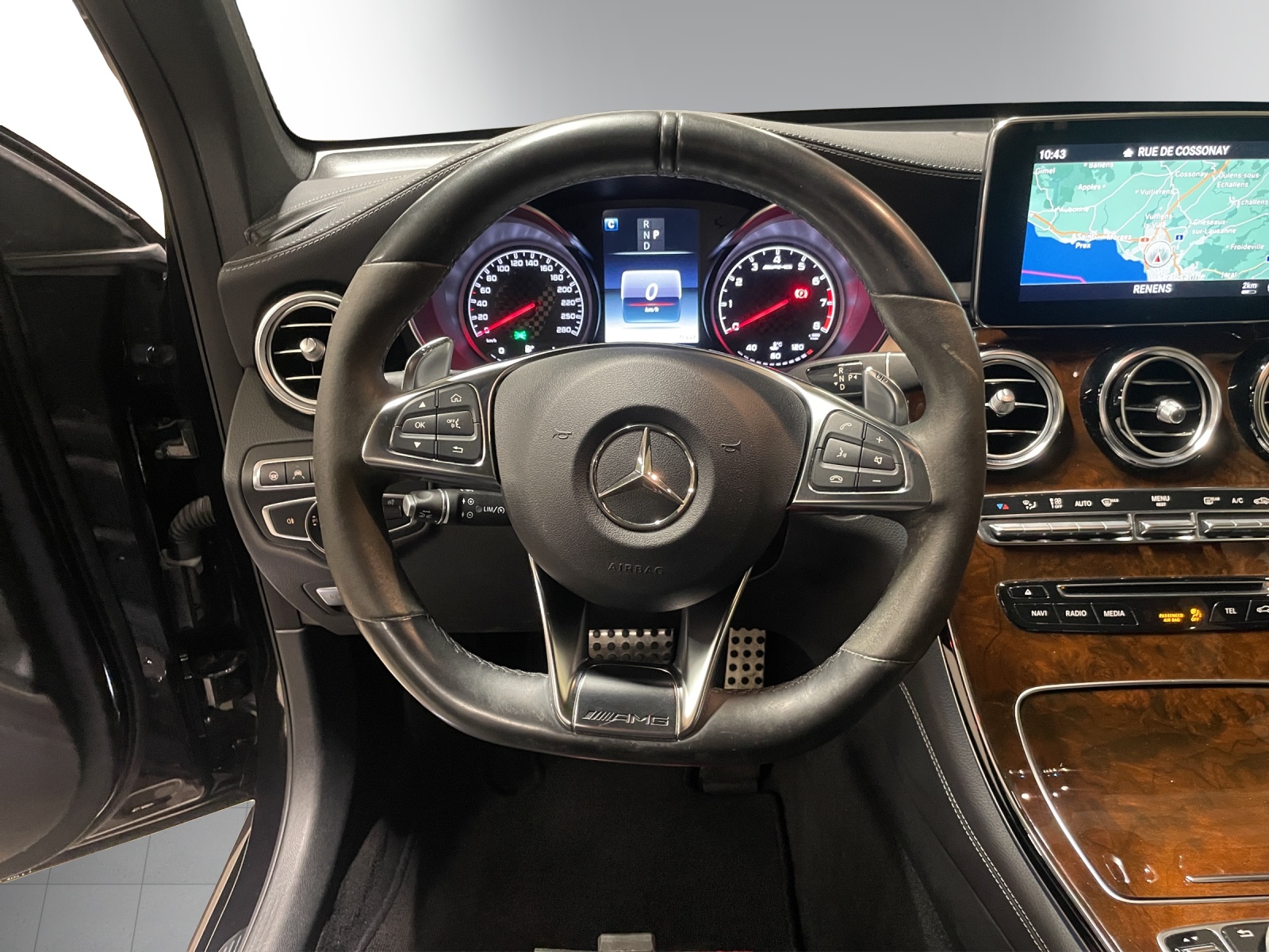 MERCEDES-BENZ GLC 43 AMG 4Matic-image-13