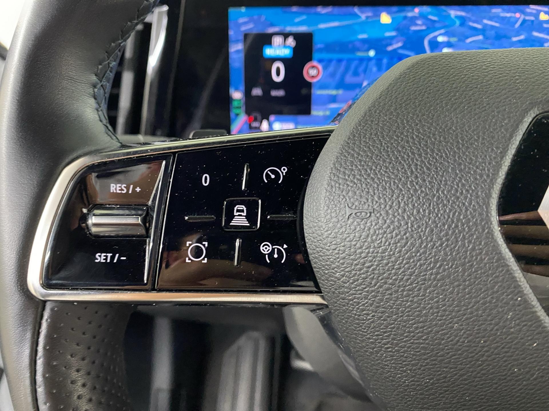 RENAULT Mégane E-TECH EV60 Iconic-image-12