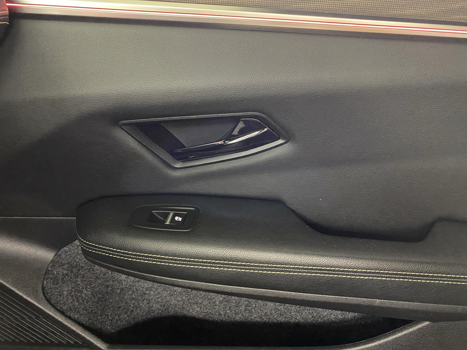 RENAULT Mégane E-TECH EV60 Iconic-image-20