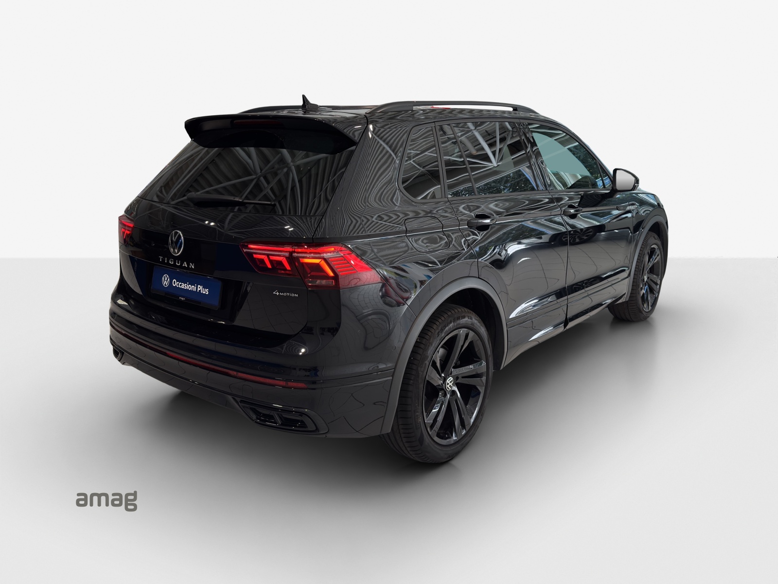VW Tiguan 2.0 TDI SCR R-Line 4Motion DSG-image-4
