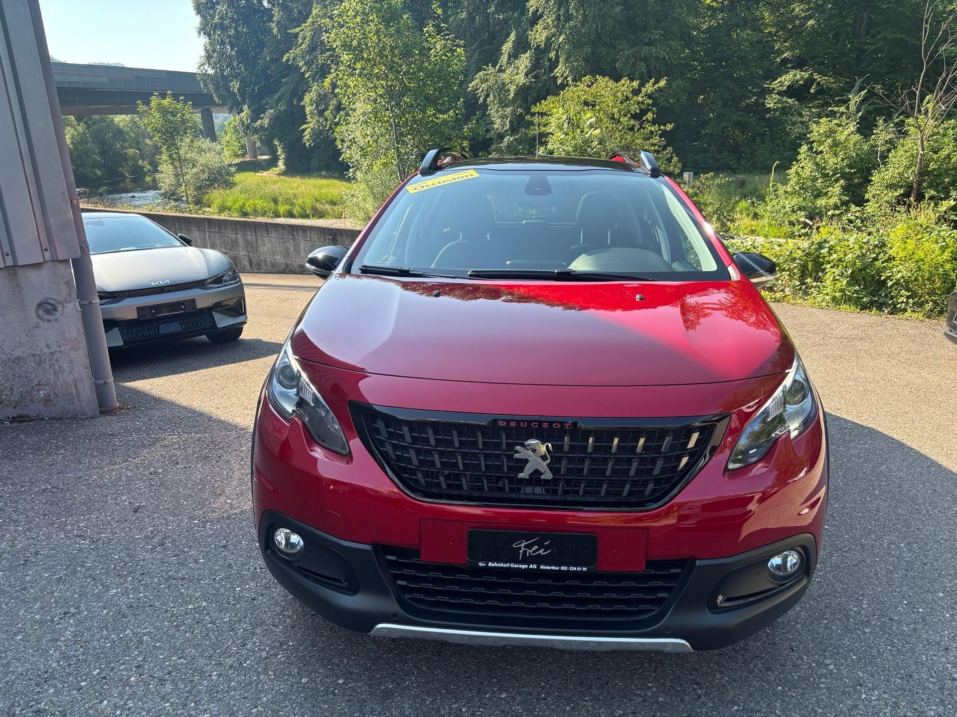 PEUGEOT 2008 1.2 PureTech 110 GT Line S/S-image-0