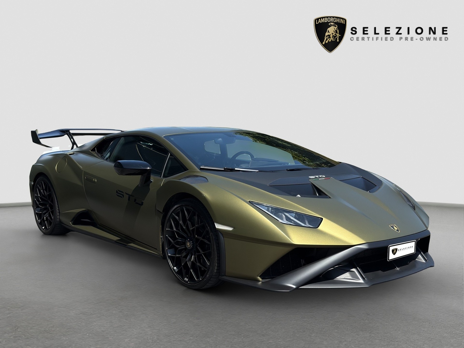LAMBORGHINI Huracan STO Coupé DCT RWD-image-0