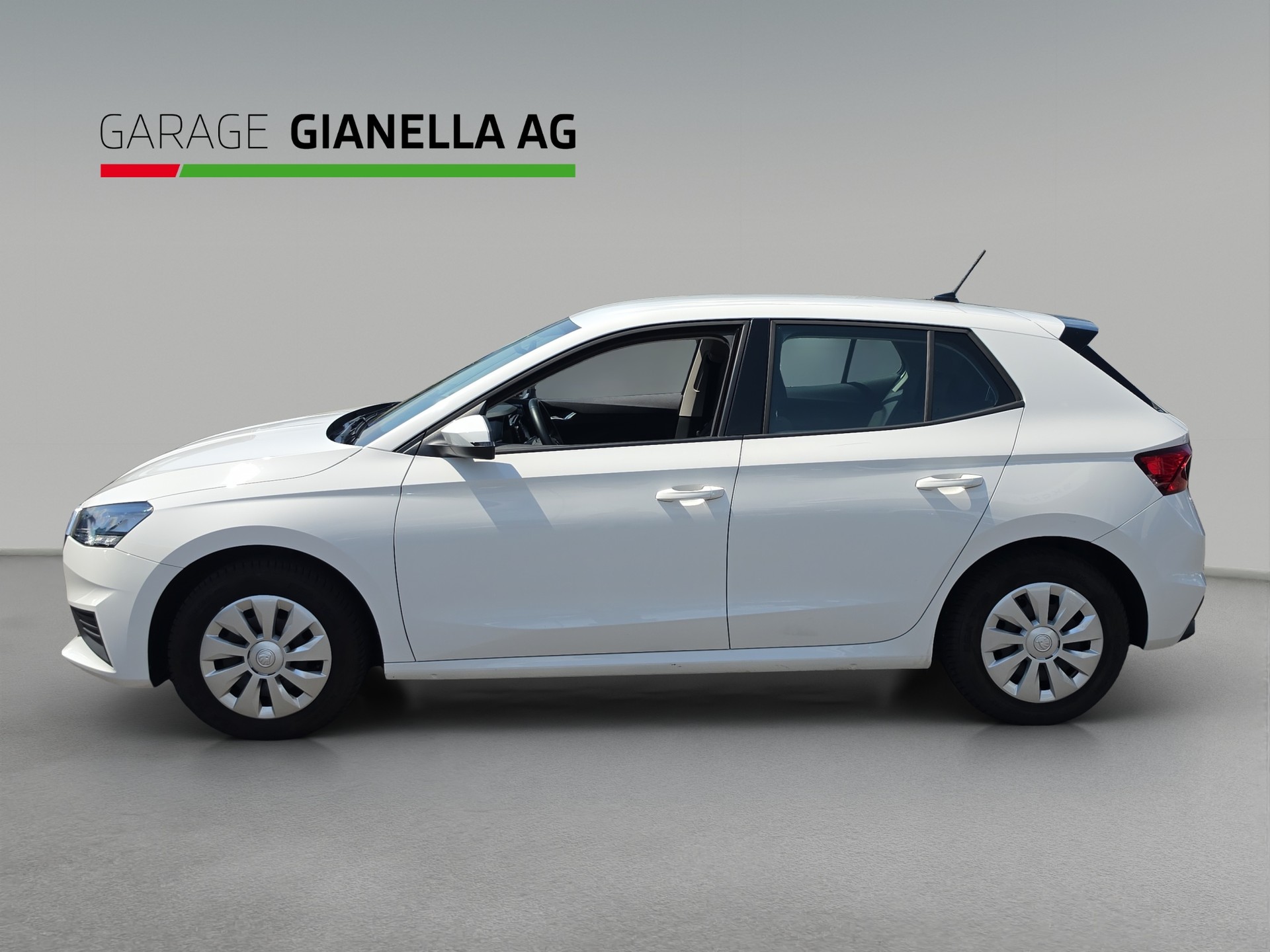 SKODA Fabia 1.0 MPI Active-image-1