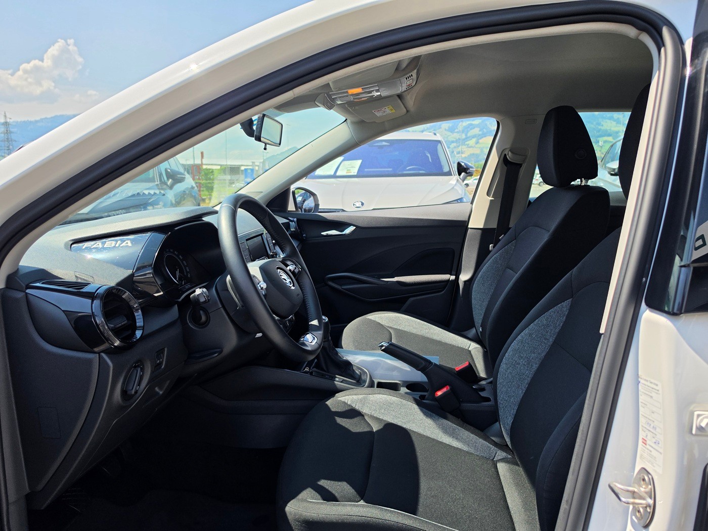 SKODA Fabia 1.0 MPI Active-image-5