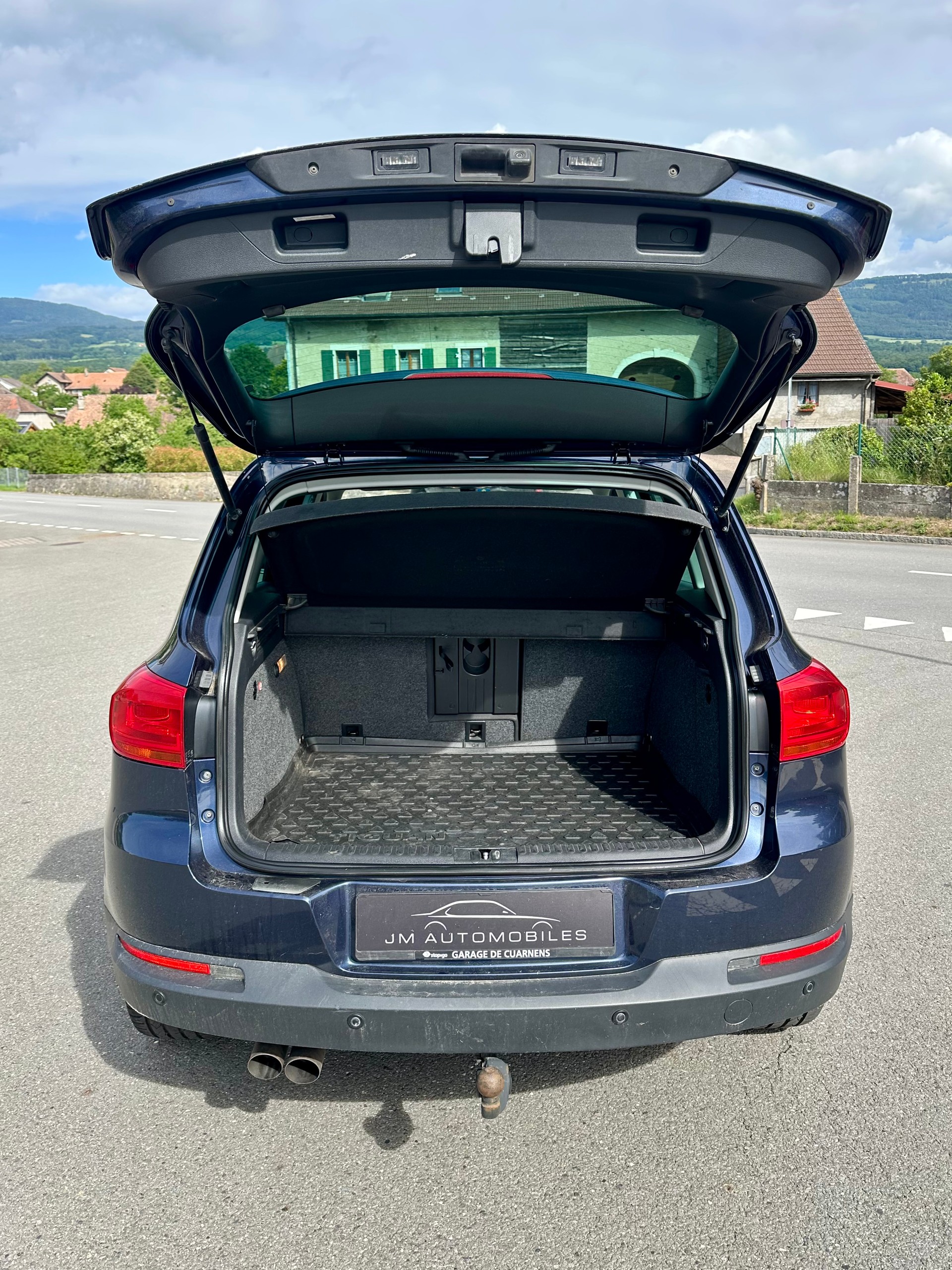 VW Tiguan 2.0 TDI BMT Design 4Motion DSG-image-14