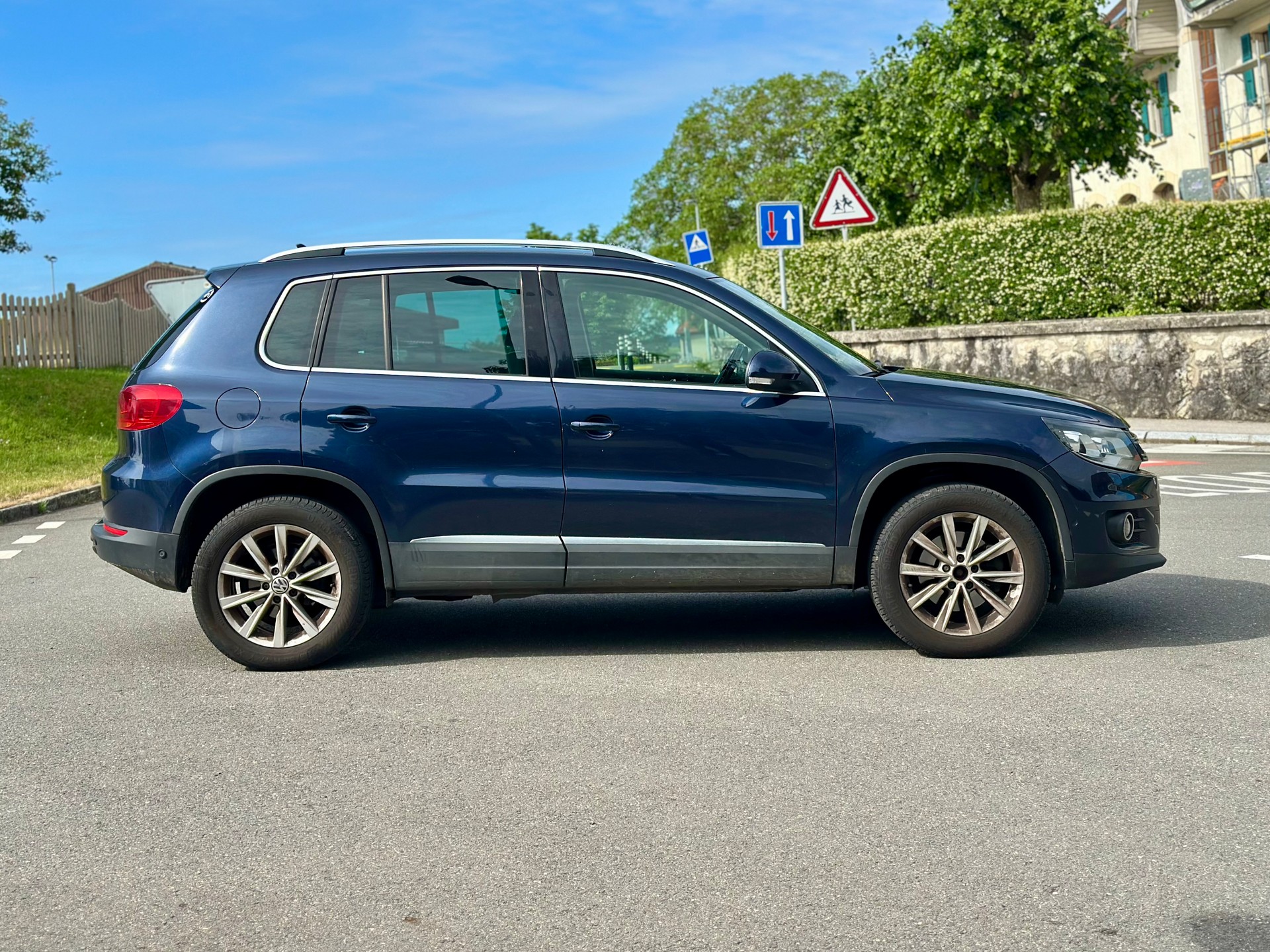 VW Tiguan 2.0 TDI BMT Design 4Motion DSG-image-6