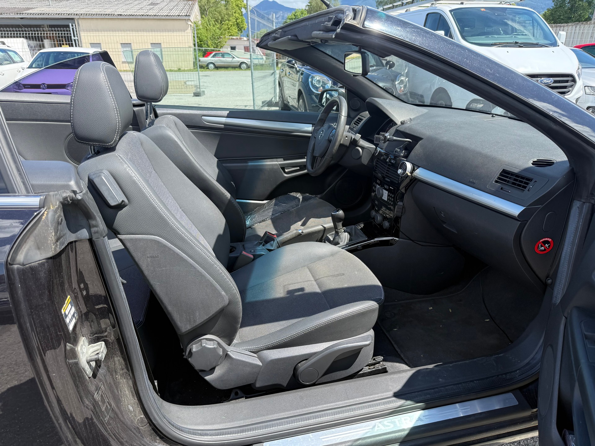 OPEL Astra TT 1.9 CDTi 16V Cosmo-image-12