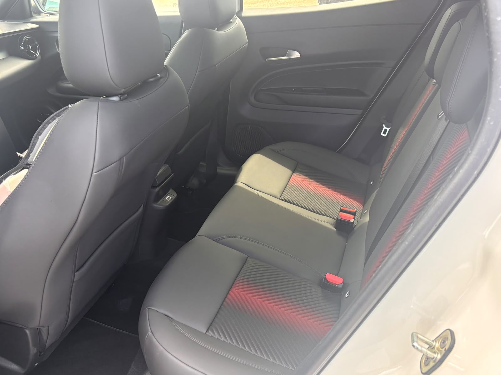 ALFA ROMEO Junior 1.2 48V Hybrid Q4-image-11