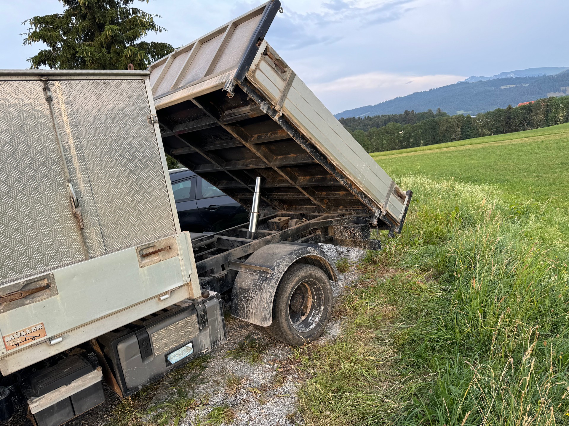 TOYOTA Dyna 150 SWB-image-4